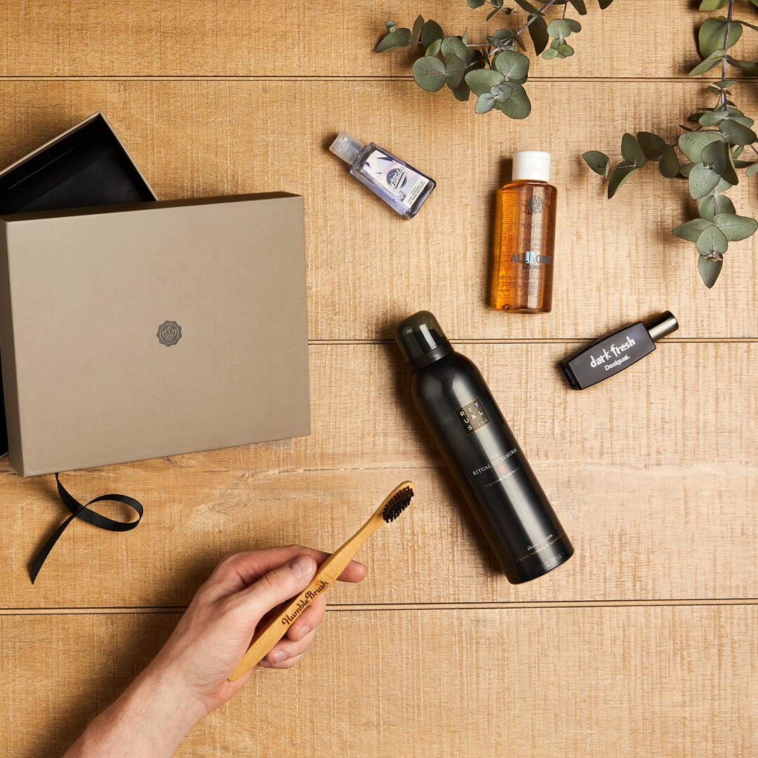 GLOSSYBOX MEN Box Juni 2019 - DE-1
