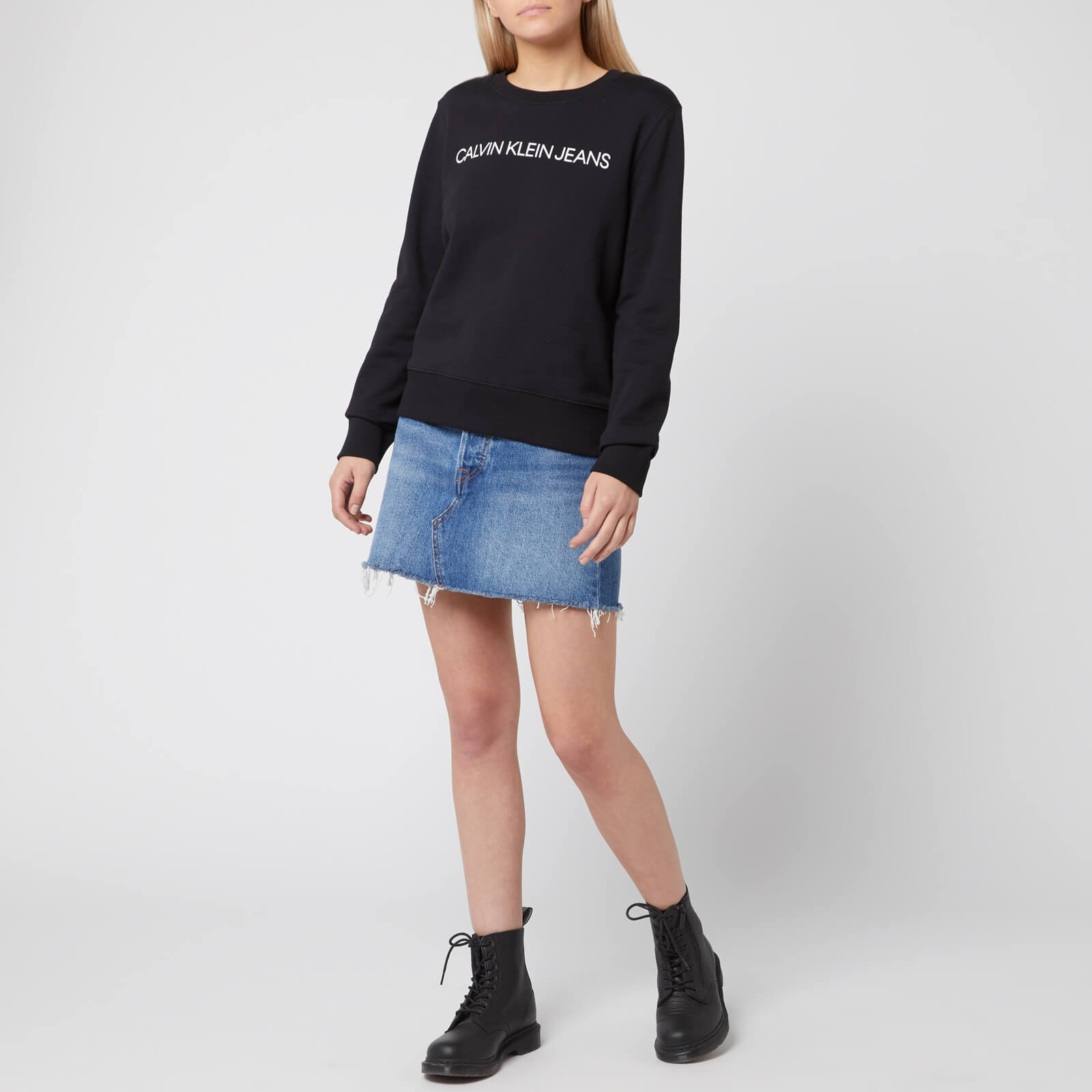 Calvin Klein Jeans Women's Institutional Core Logo Crew Neck Sweatshirt - Ck Black - Xs