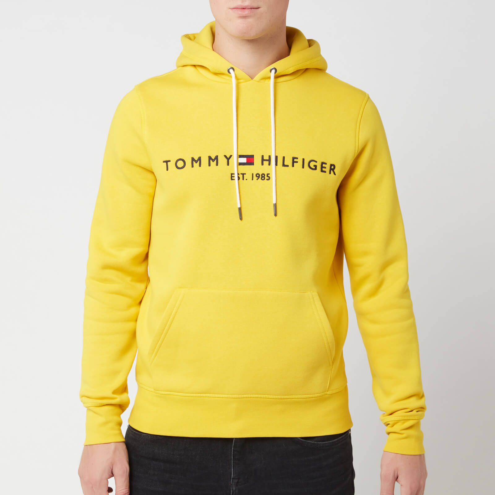 tommy hilfiger est 1985 sweatshirt