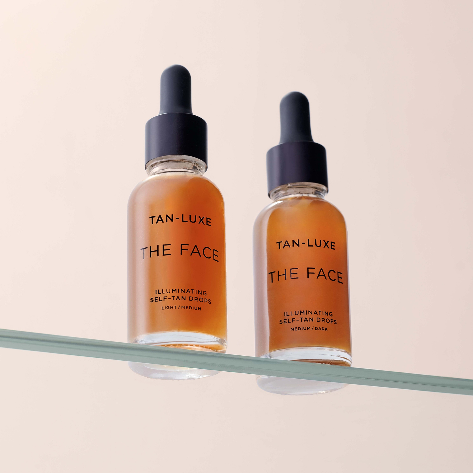 Thumbnail - Tan-Luxe The Face Illuminating Self-Tan Drops 30ml - Medium/Dark