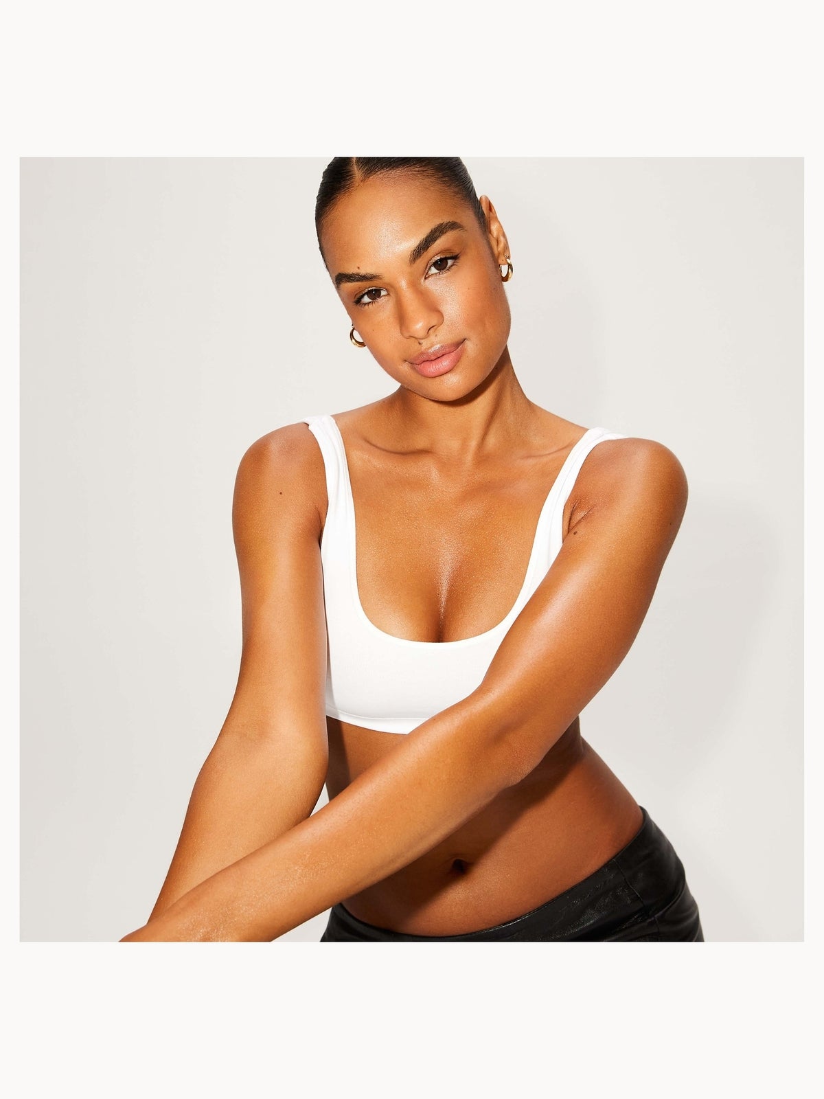 Tan-Luxe The Gradual Illuminating Tanning Lotion 250ml 4