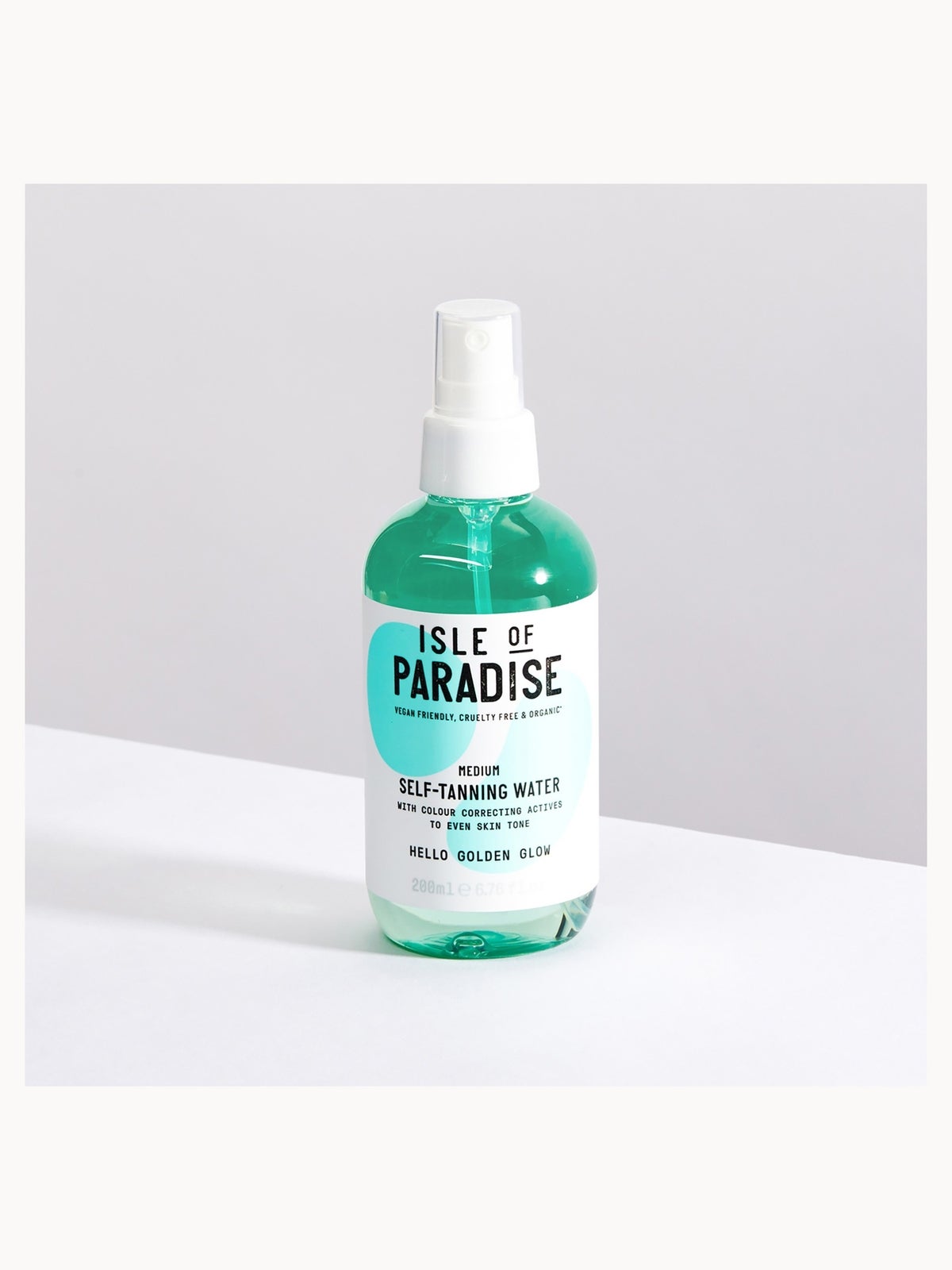 Isle of Paradise Self-Tanning Water - Medium 200ml 4