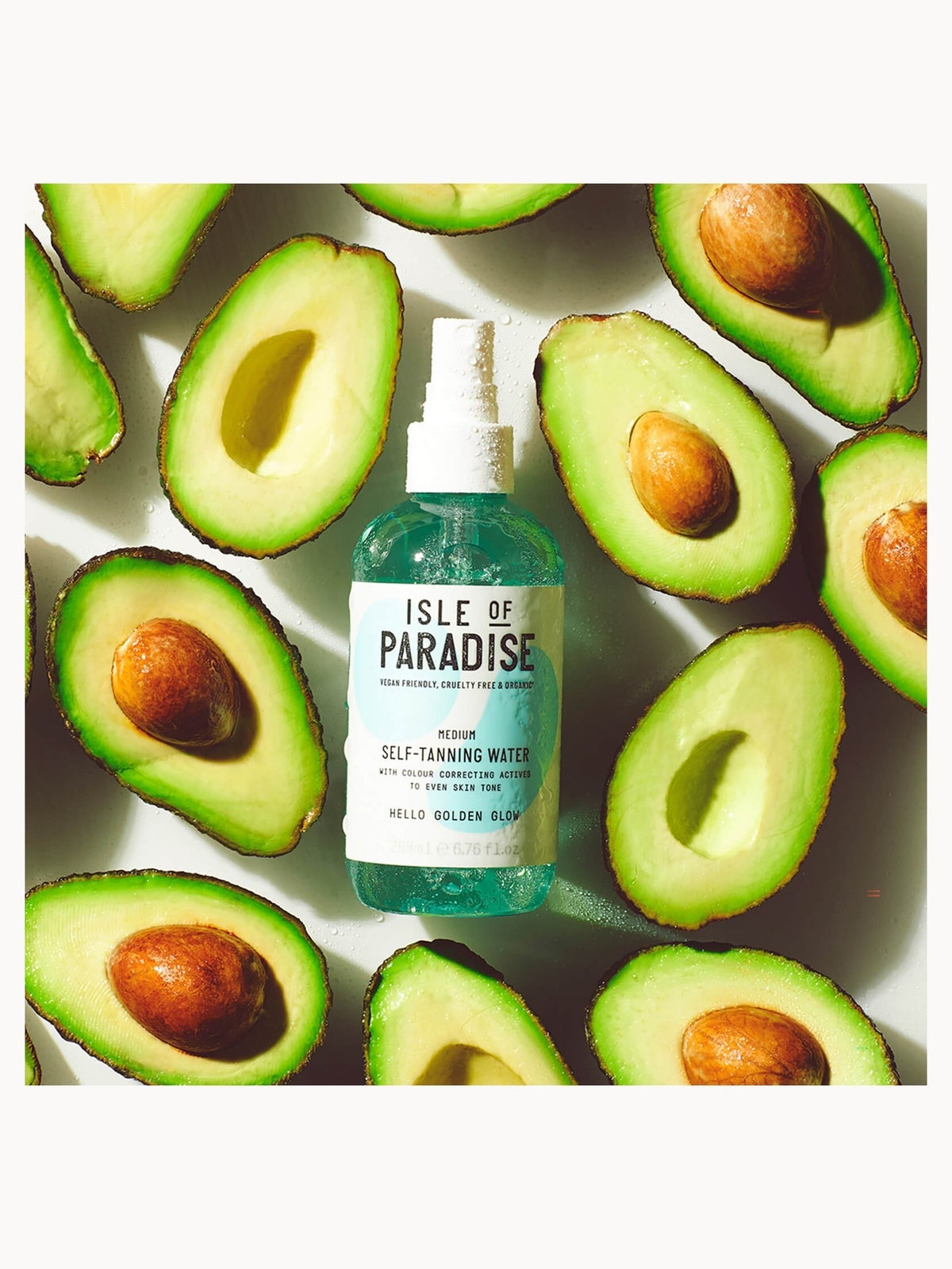 Isle of Paradise Self-Tanning Water - Medium 200ml 2