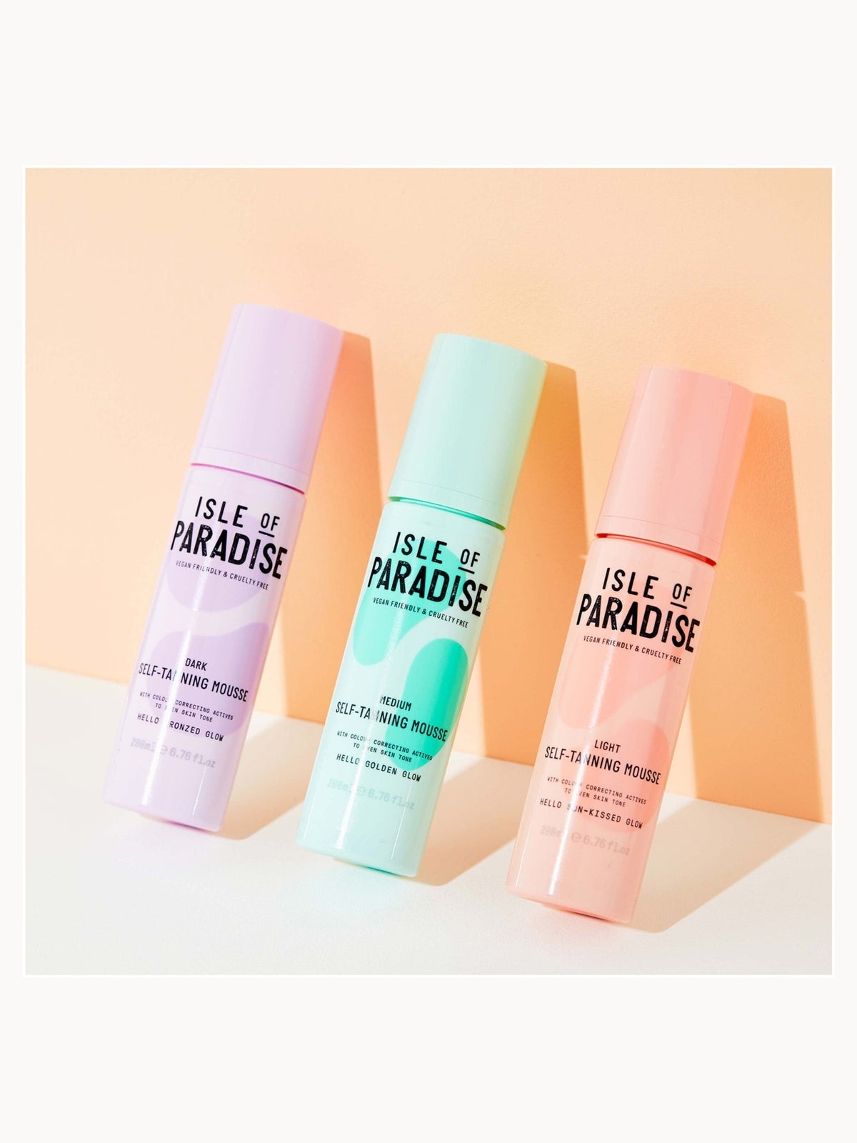 Isle of Paradise Self-Tanning Mousse - Light 200ml 4