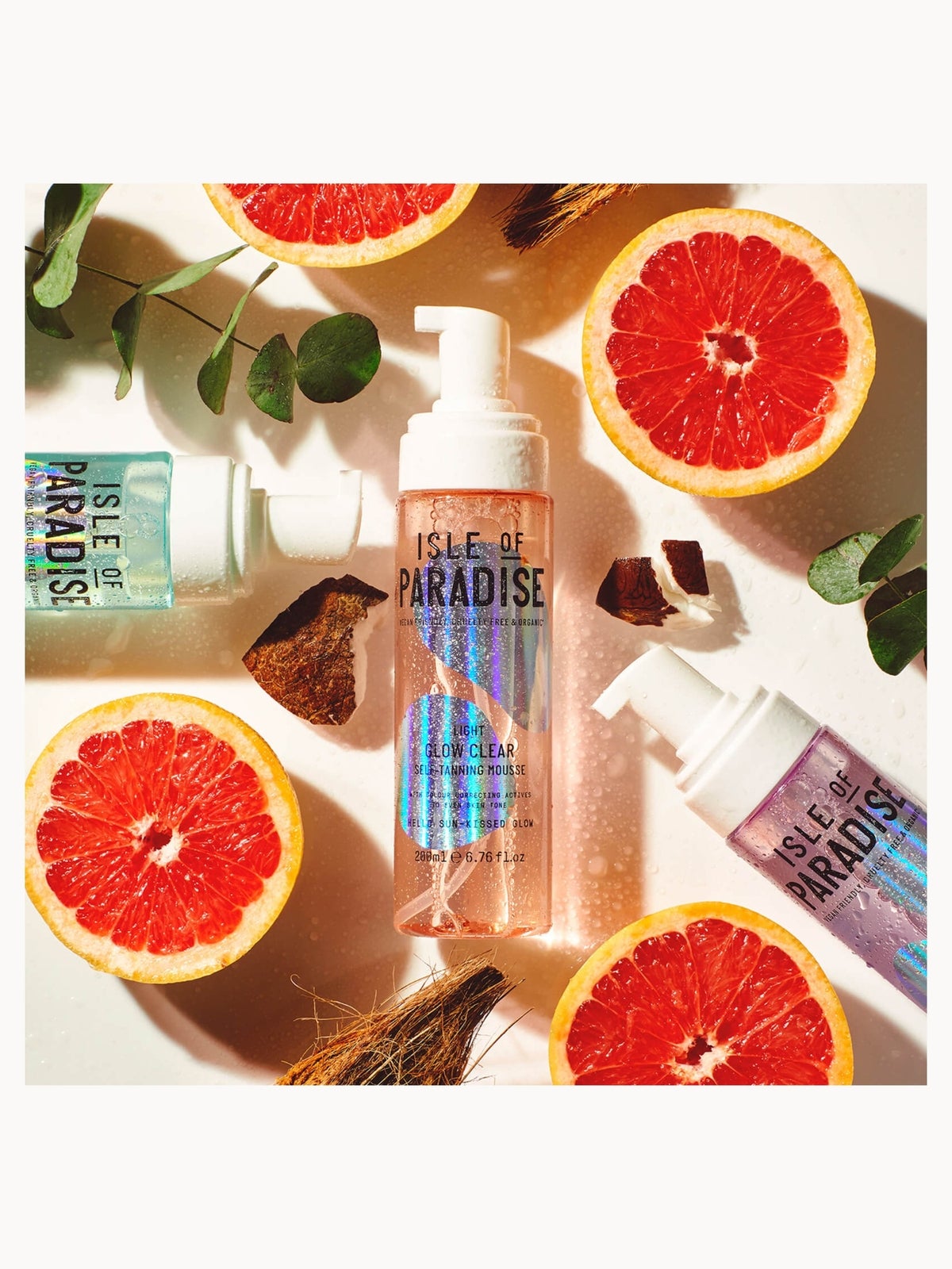 Isle of Paradise Glow Clear Self-Tanning Mousse - Light 200ml 2