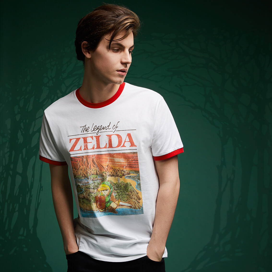 

Legend Of Zelda Retro Box Art T-Shirt - White / Red Ringer - 3XL - Blanc