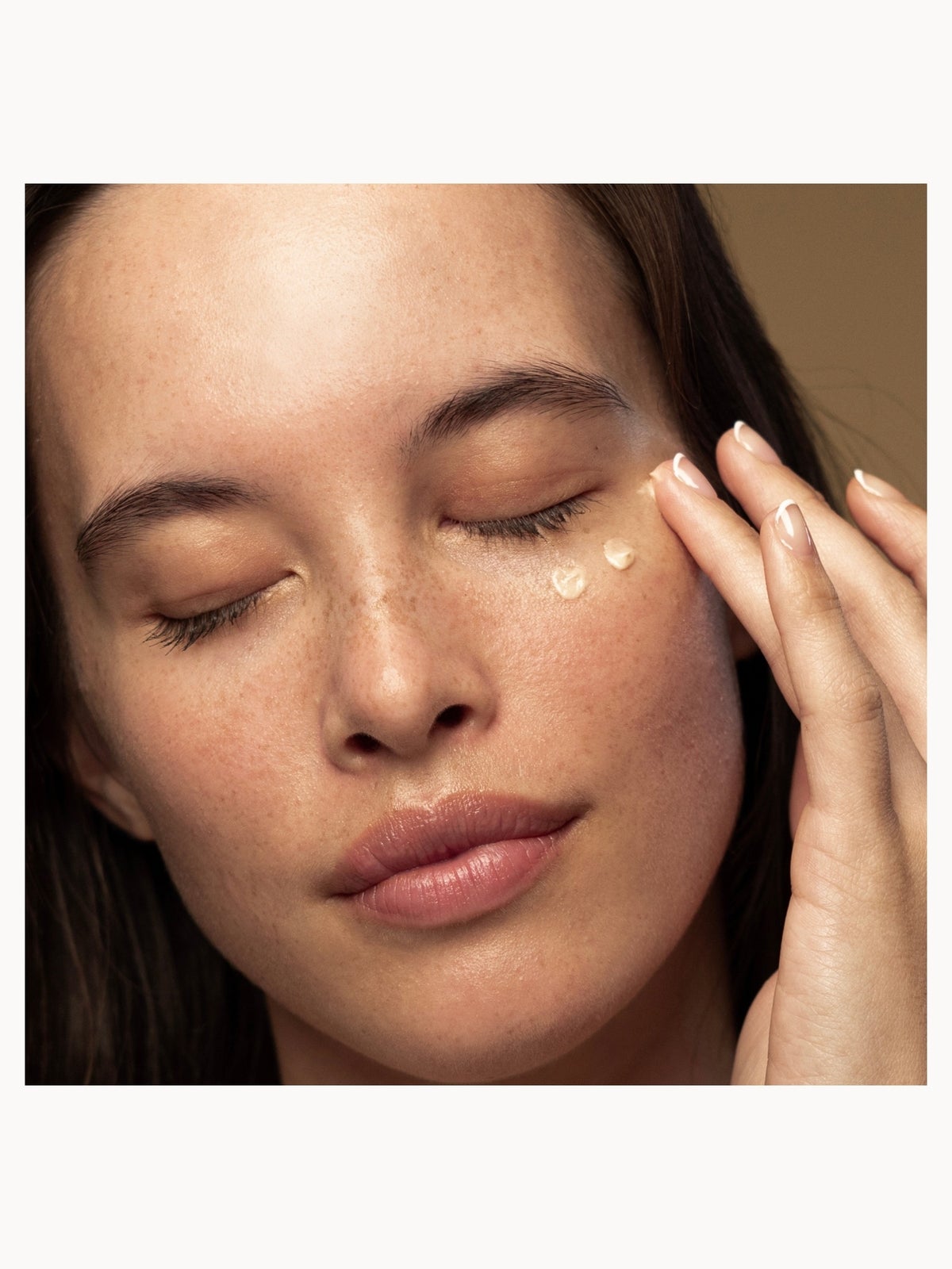 Kiwi Seed Gold Luminous Eye Cream 30ml 4