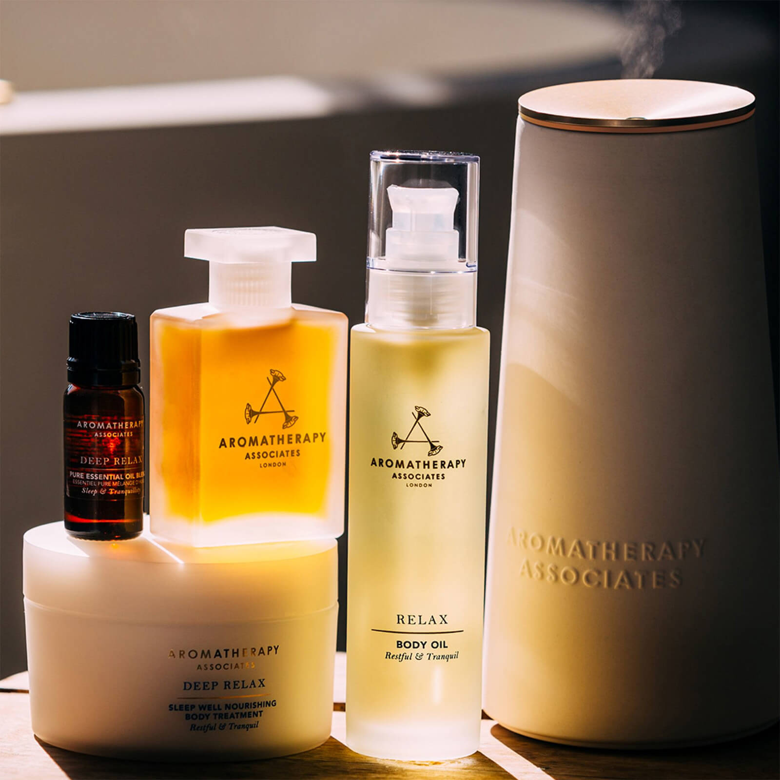 Aromatherapy Associates Deep Relax Body Treatment 200ml 4