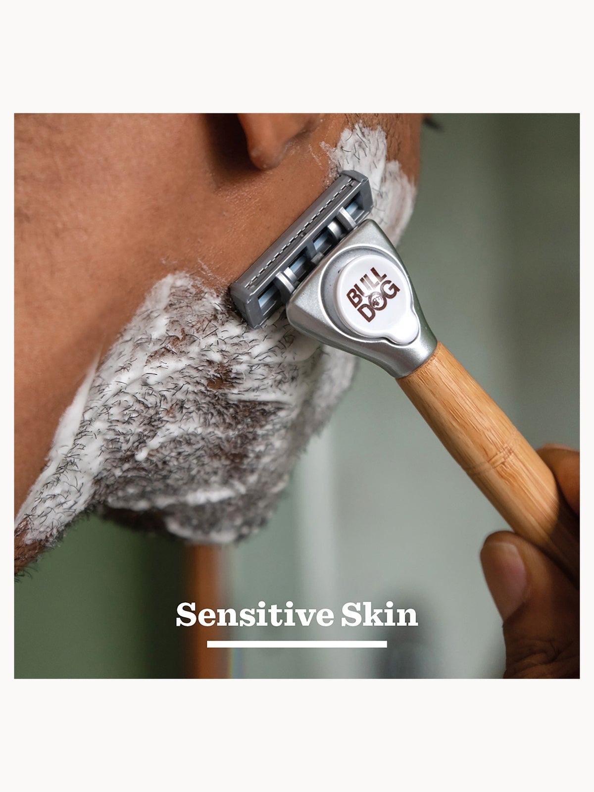 Bulldog Skincare Sensitive Foaming Shave Gel 200ml 4