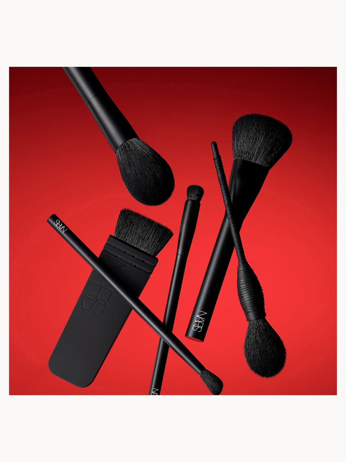 NARS All-Over Eyeshadow Brush 2