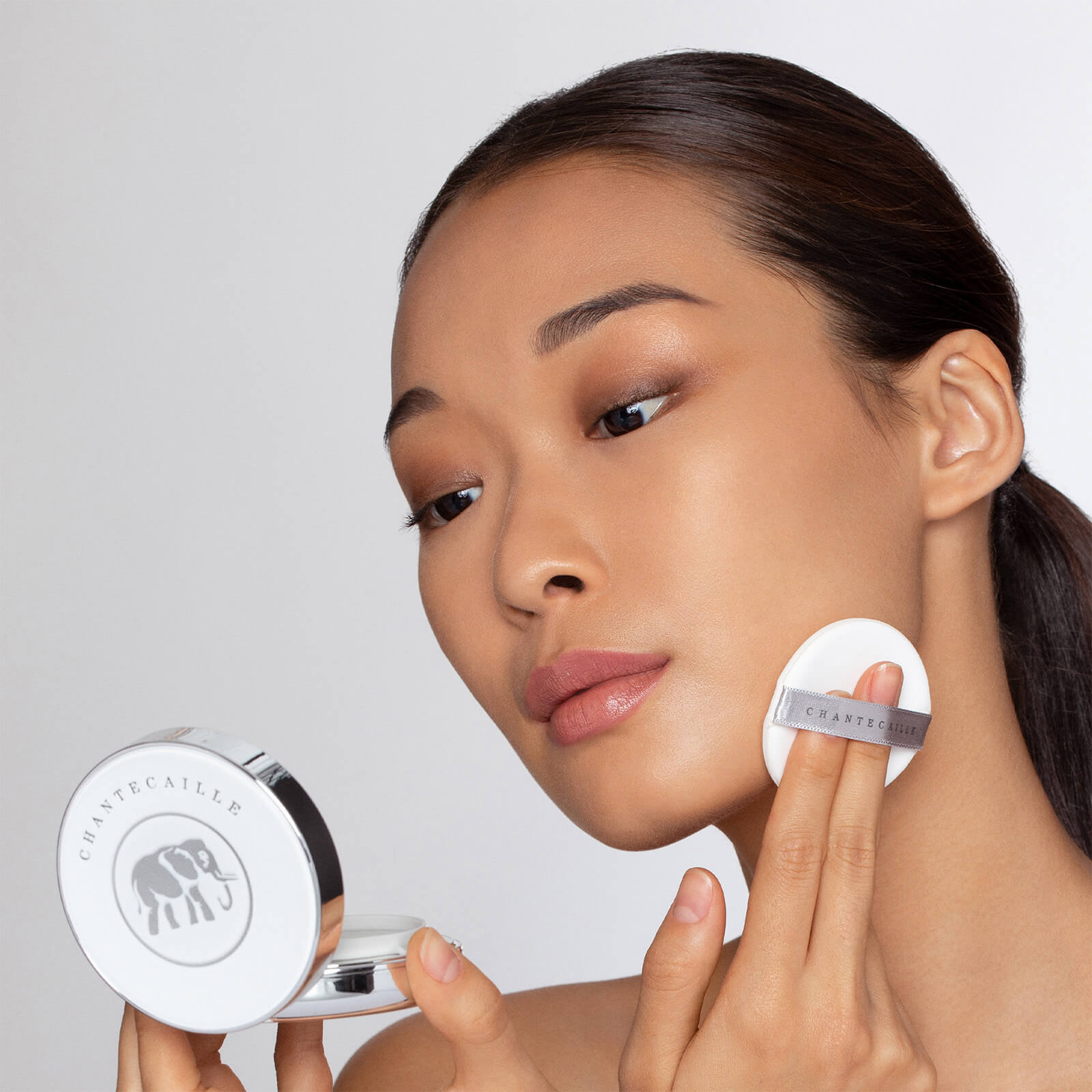 Chantecaille Future Skin Cushion Foundation 12g (Various Shades) - Nude 4