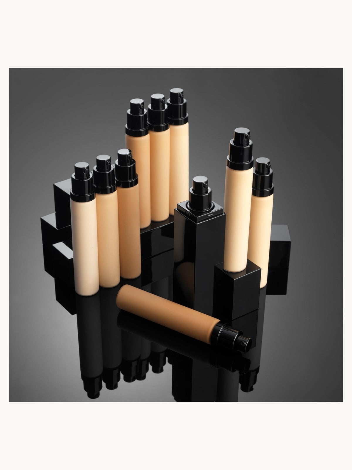 Serge Lutens Spectral Fluid Foundation 30ml (Various Shades) - Blanc 00 4