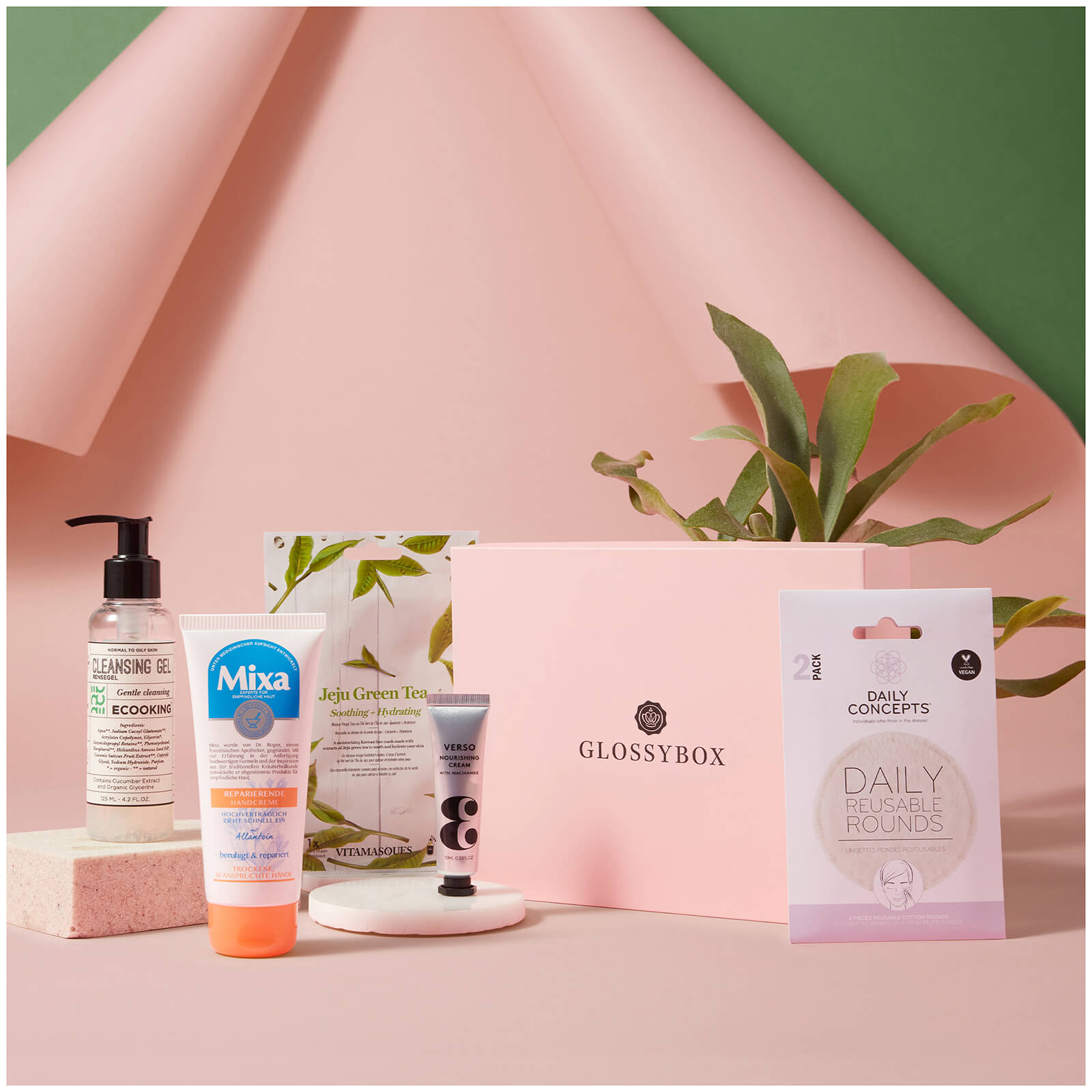 GLOSSYBOX Januar 2021 The Power Of Beauty Edition - DE-1