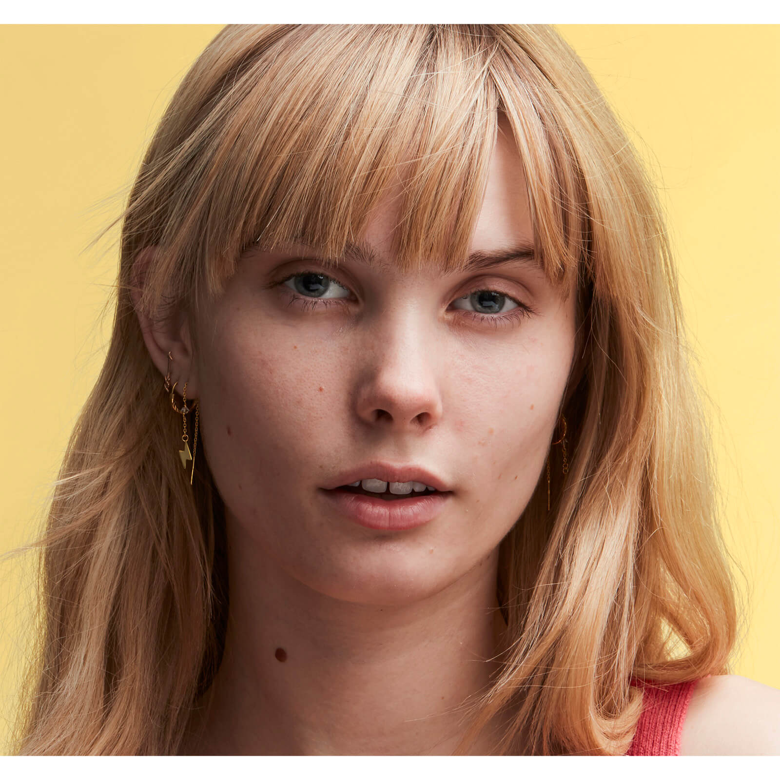 Thumbnail - MAC Studio Face and Body Radiant Sheer Foundation 50ml - Verschiedene Farbtöne - C1