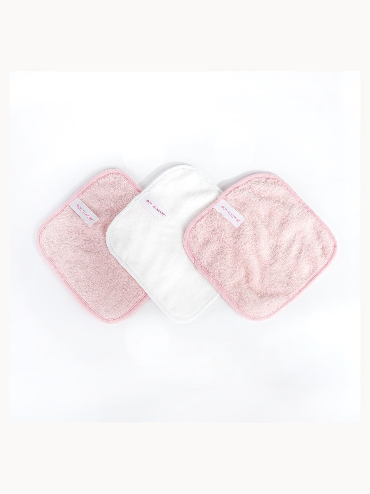 brushworks Makeup Remover Cloths (3 Pack) 3