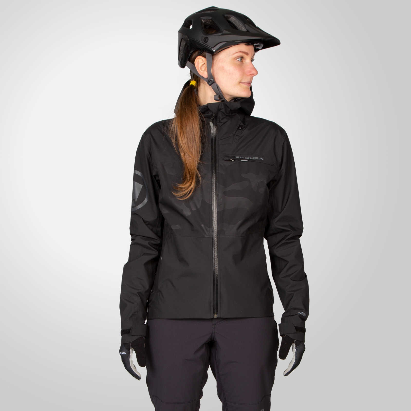 Endura Women's SingleTrack Waterproof Jacket II - Black | Extra 10% off first order.