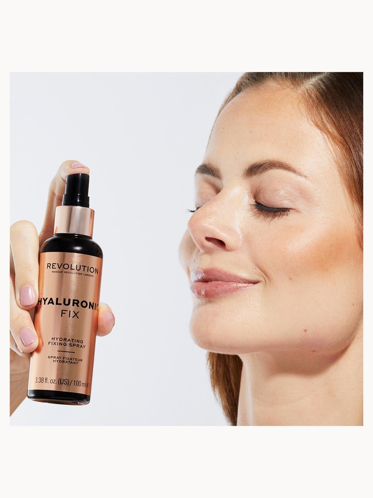 Makeup Revolution Hyaluronic Fixing Spray 100ml 2