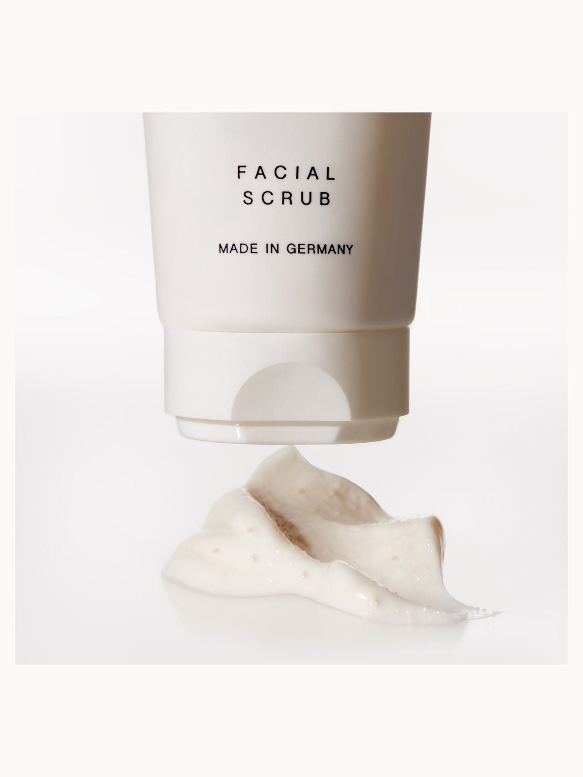 Dr. Barbara Sturm Facial Scrub 100ml 3