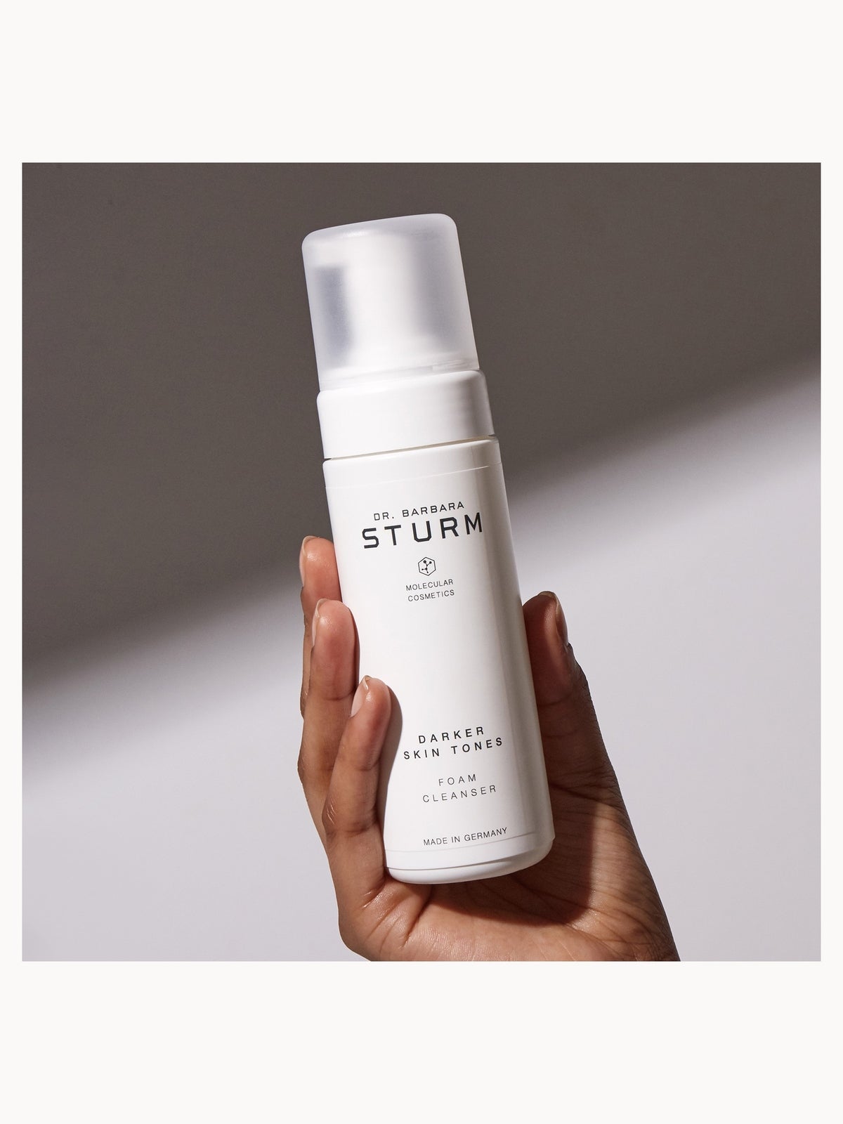 Dr. Barbara Sturm Darker Skin Tones Cleanser 150ml 3
