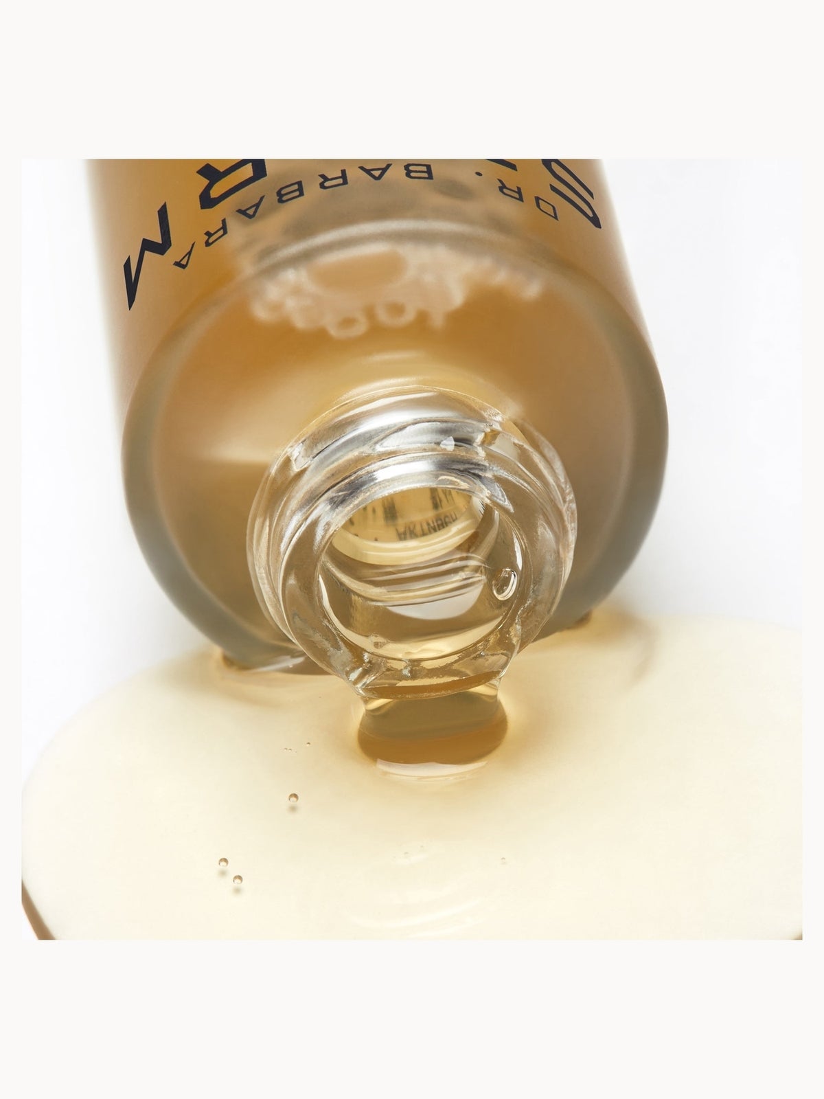 Dr. Barbara Sturm Night Serum - 30ml 3