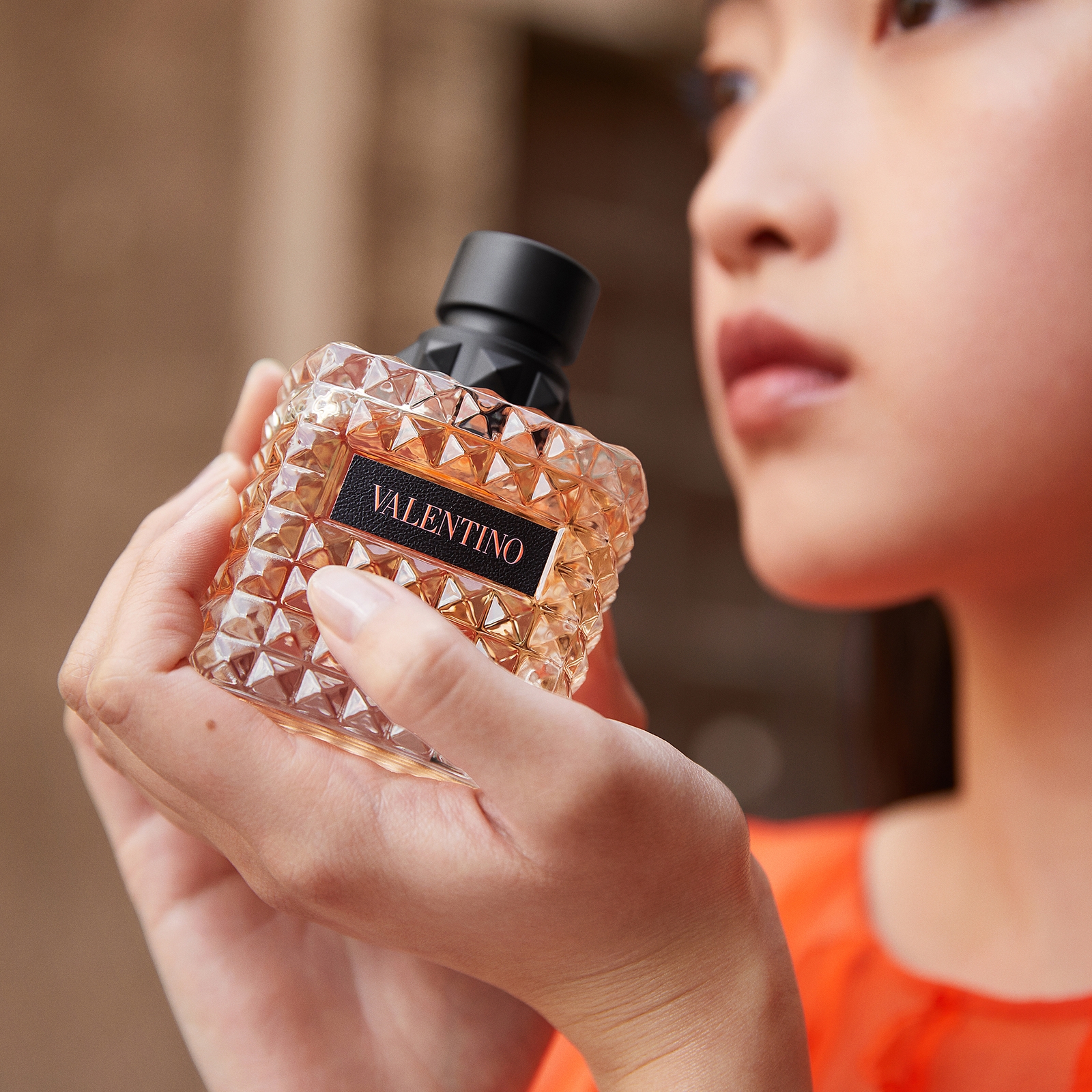 Thumbnail - Valentino Born in Roma Coral Donna Eau de Parfum for Her 30ml