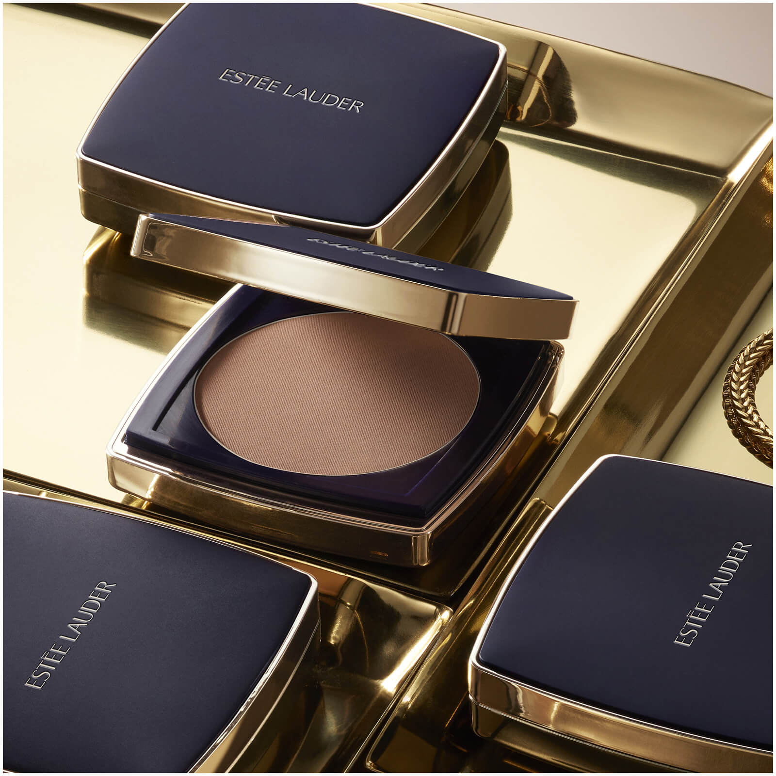 Estée Lauder Double Wear Stay-in-Place Matte Powder Foundation SPF10 12g (Various Shades) - 2N1 Desert Beige 4