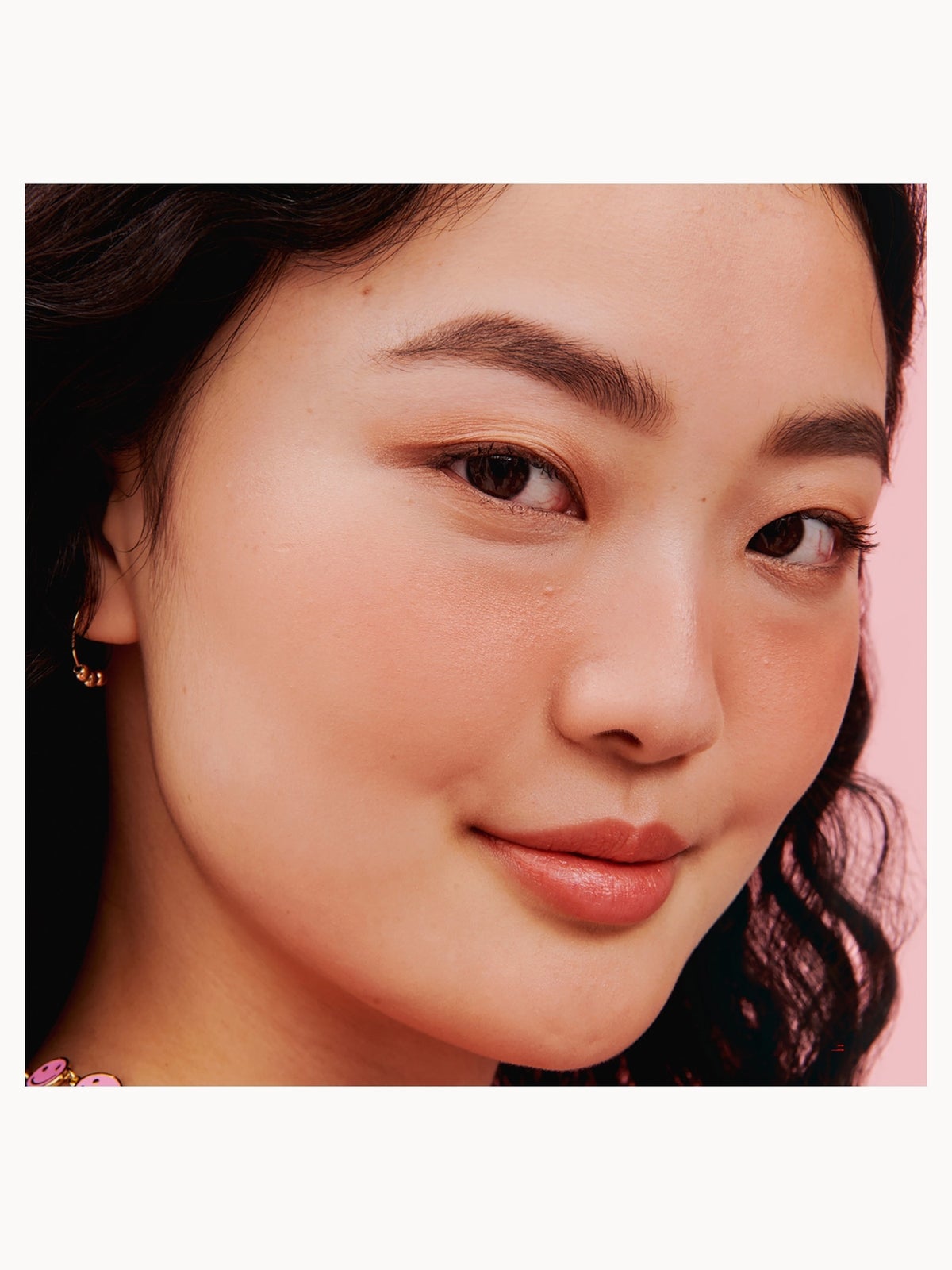 benefit Dandelion Twinkle Highlighter Powder 3g, photo 2