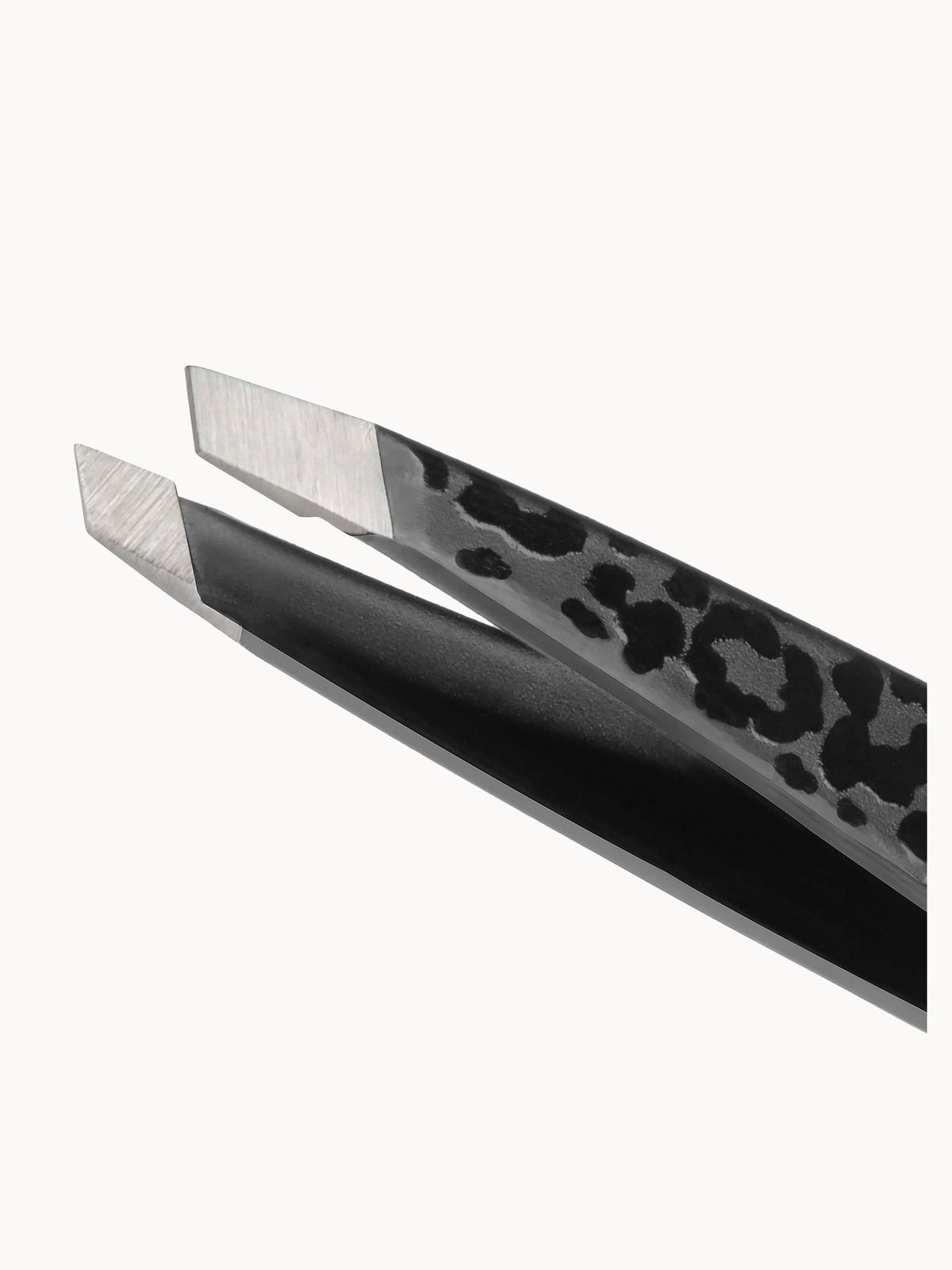 Tweezerman Black Leopard Mini Tweezer 3