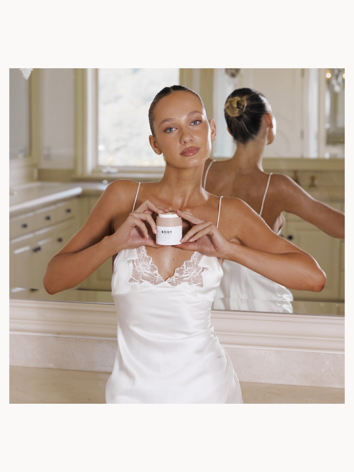 Bali Body Gradual Face Tan 50ml 4