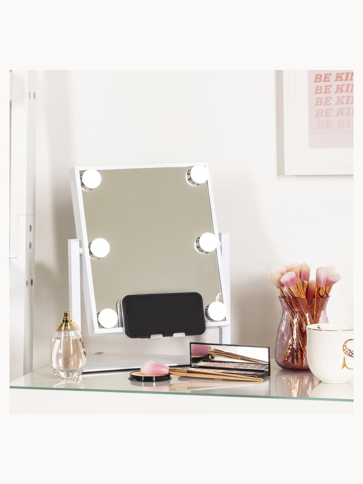 StylPro Glam and Groove Hollywood Vanity Bluetooth Music Mirror 4
