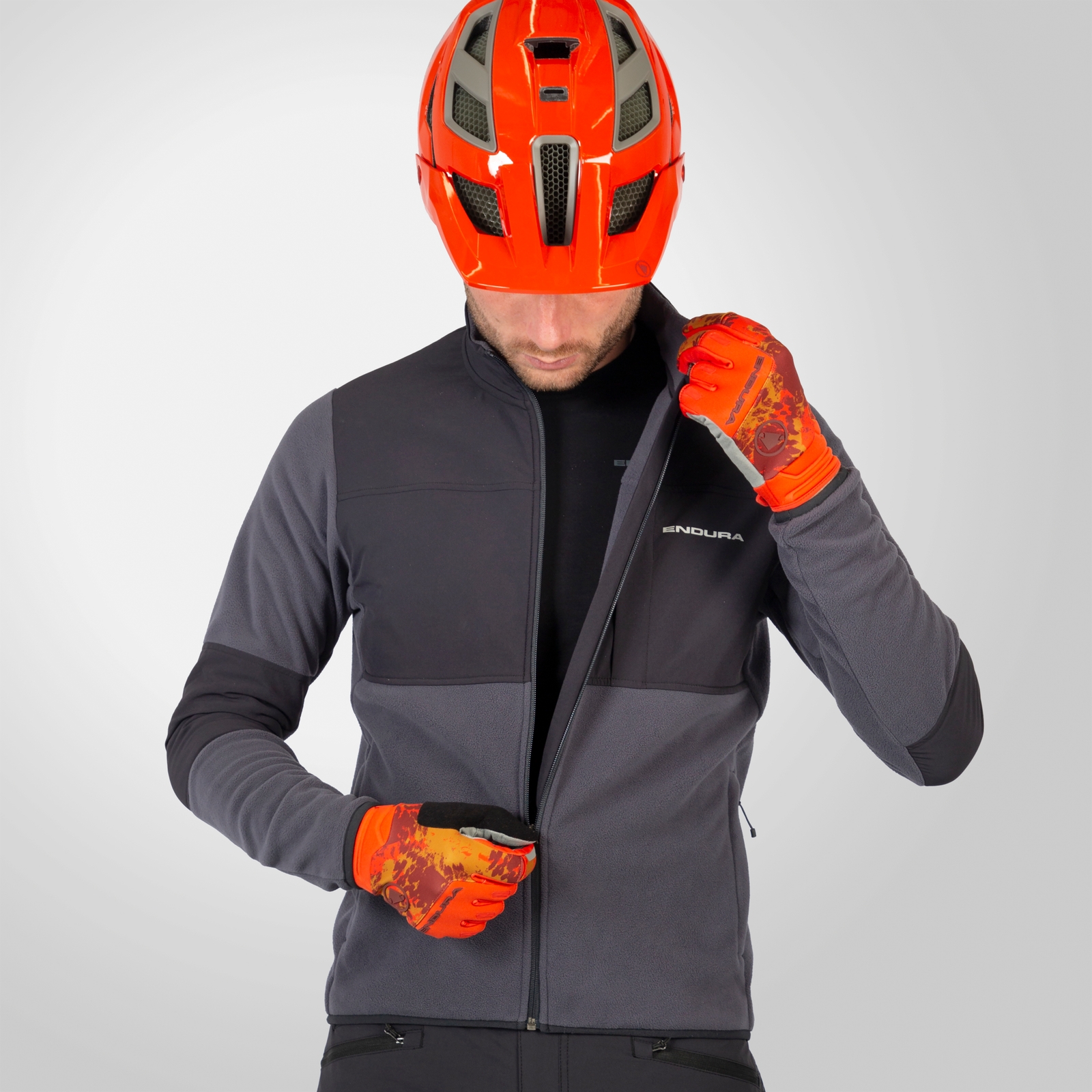 Endura Men's Hummvee Tech Fleece - Black | Extra 10% off first order.