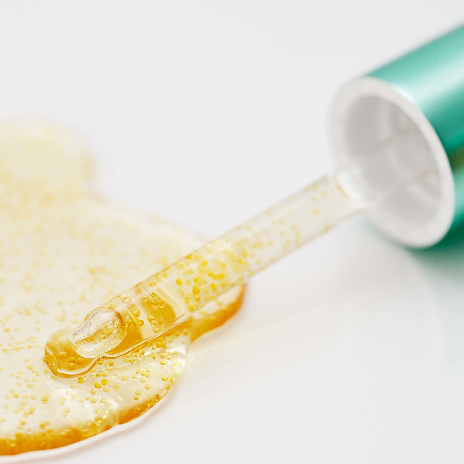 Briogeo Destined For Density Megastrength+ Caffeine And Biotin Peptide Density Serum 45Ml-image