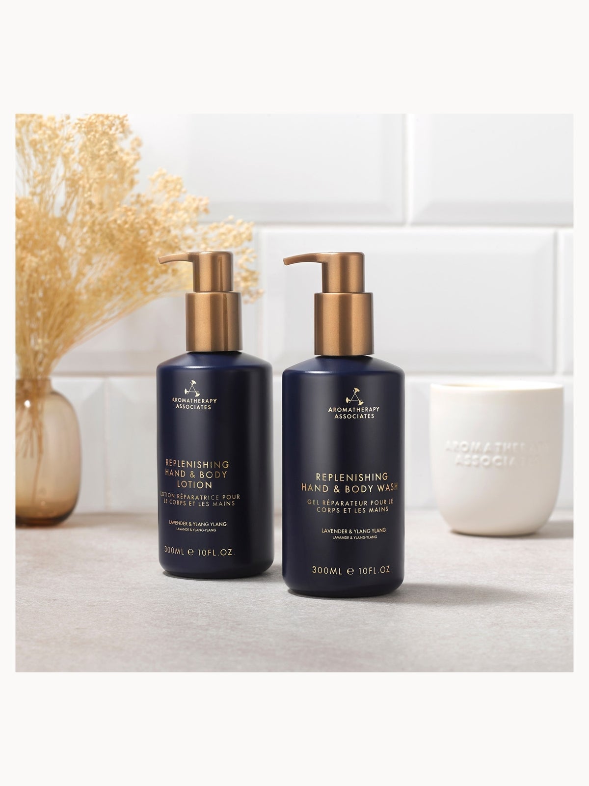 Aromatherapy Associates Replenishing Hand and Body Wash 300ml 2