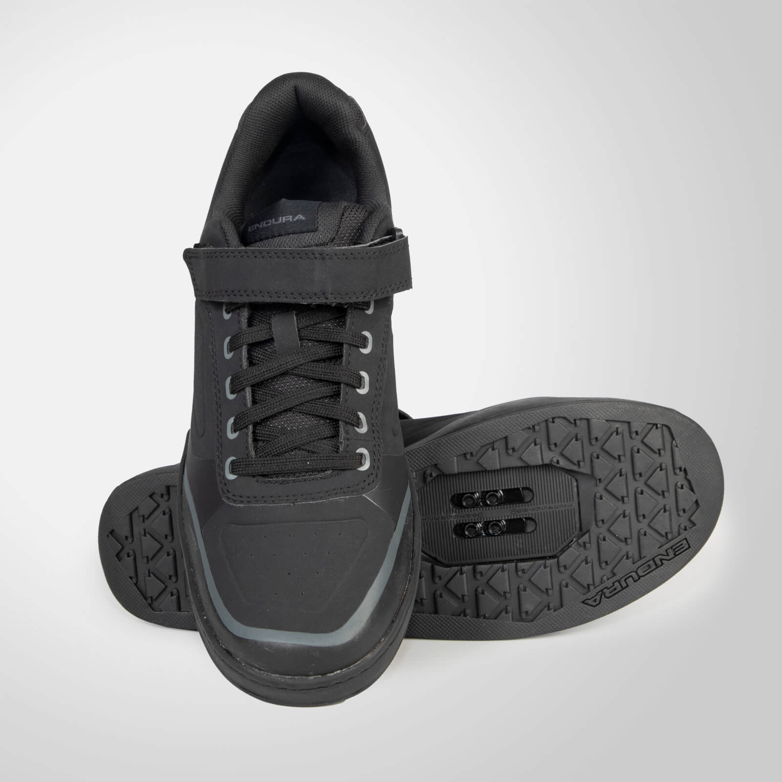 Endura Hummvee Clipless Shoes - Black | Extra 10% off first order.
