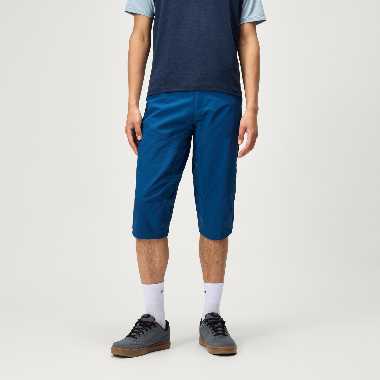 Endura Men's Hummvee 3/4 Shorts (With Liner) - Blueberry | Extra 10% off first order.