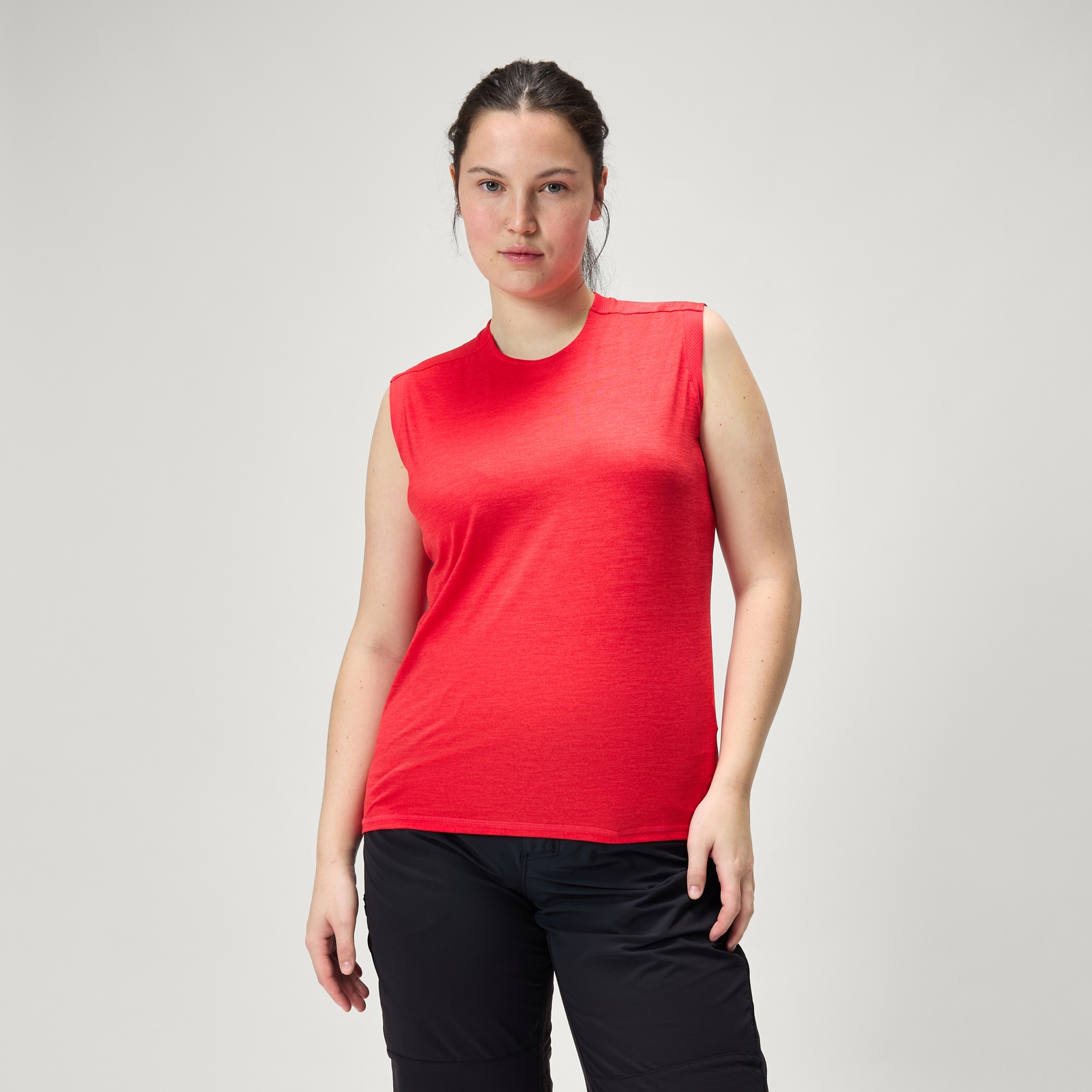 Endura Women's SingleTrack Tank Top - Pomegranate | Extra 10% off first order.