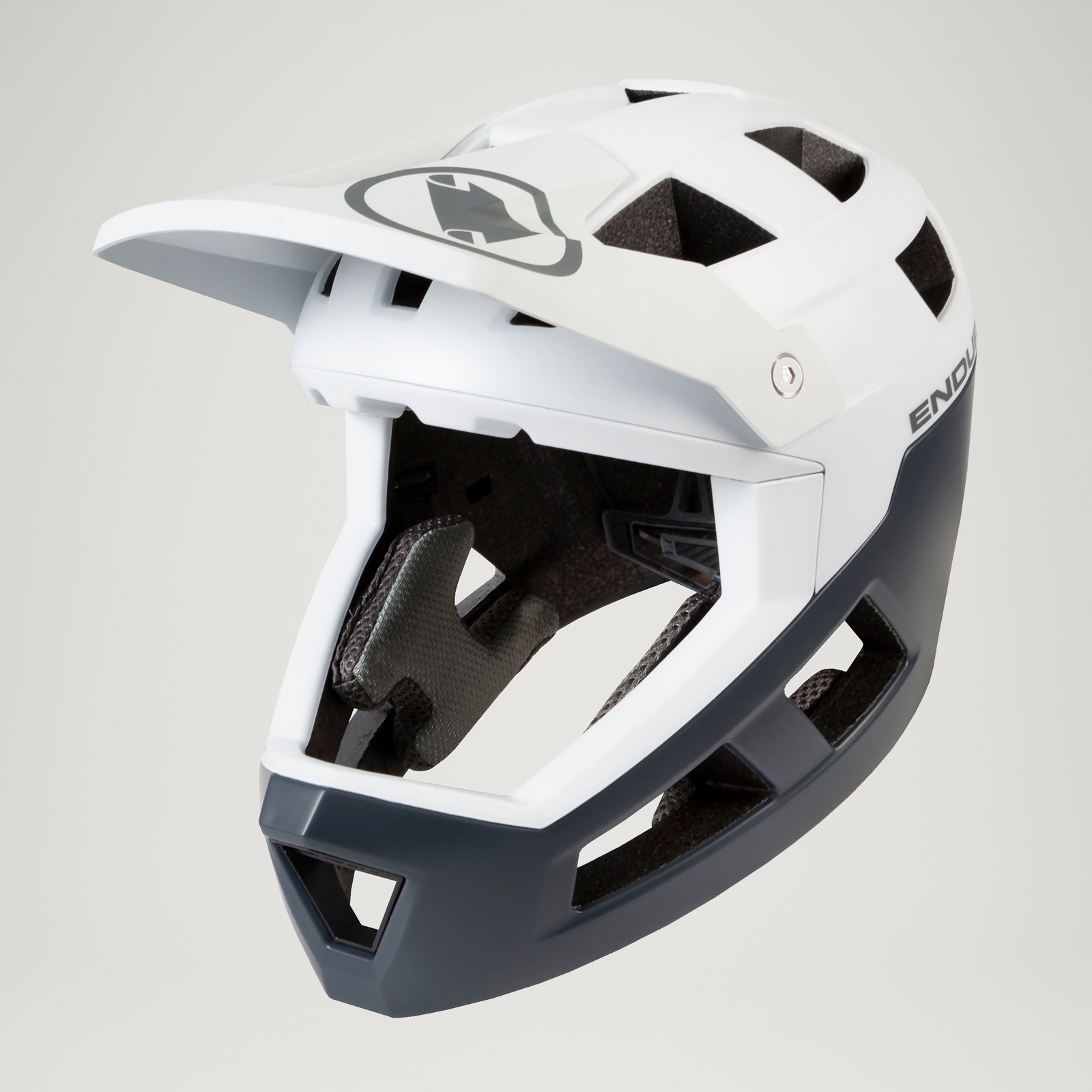 Endura SingleTrack Full Face Mips® Helmet - White | Extra 10% off first order.