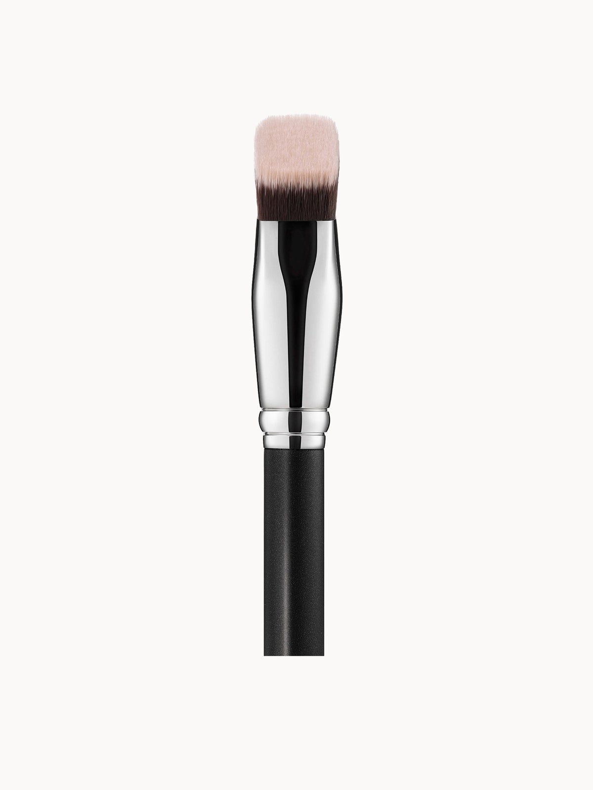 Mac 171S Wedge Foundation Brush 3