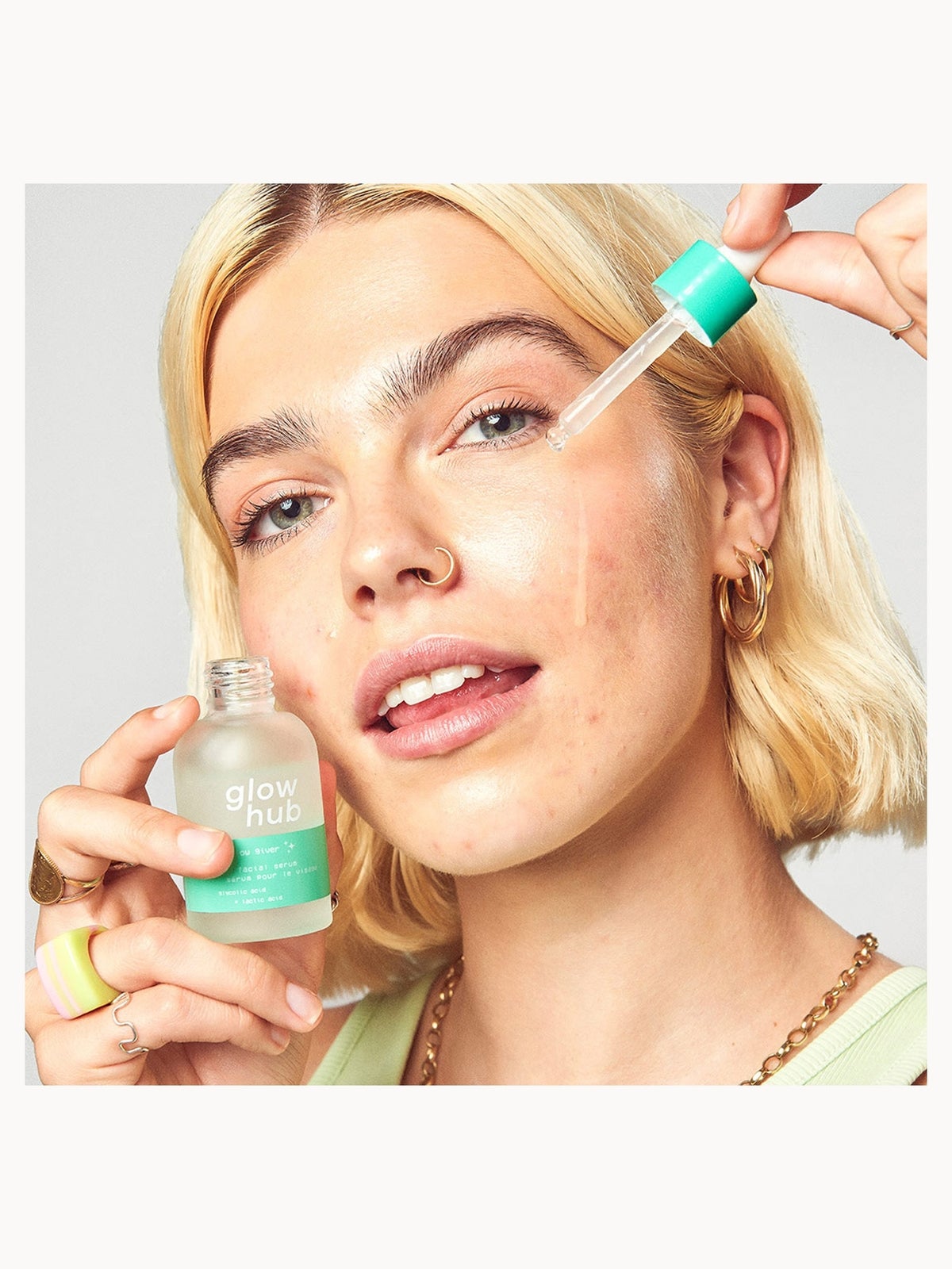 Glow Hub The Glow Giver Facial Serum 30ml 4