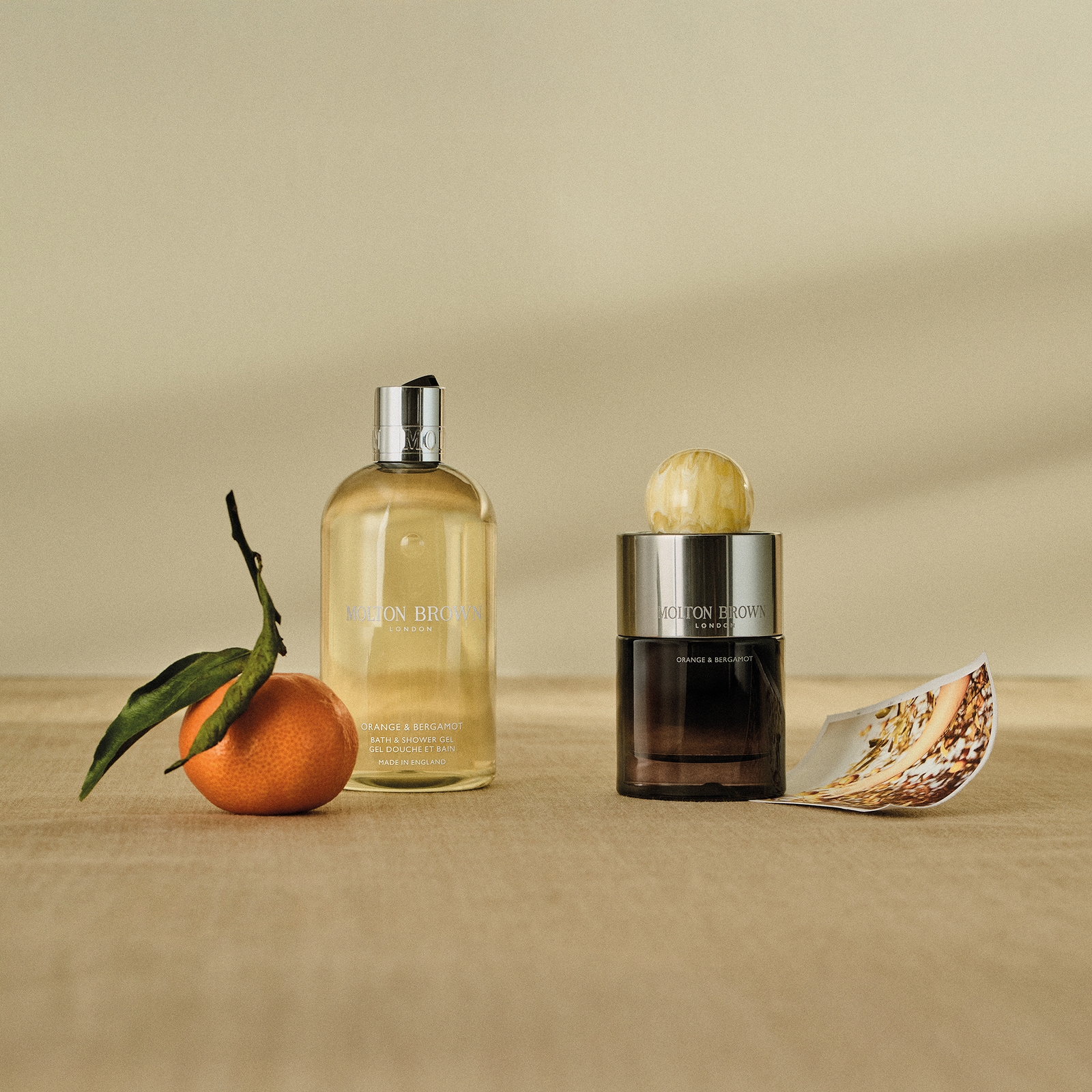 Thumbnail - Molton Brown Orange and Bergamot Fine Liquid Hand Wash 300ml