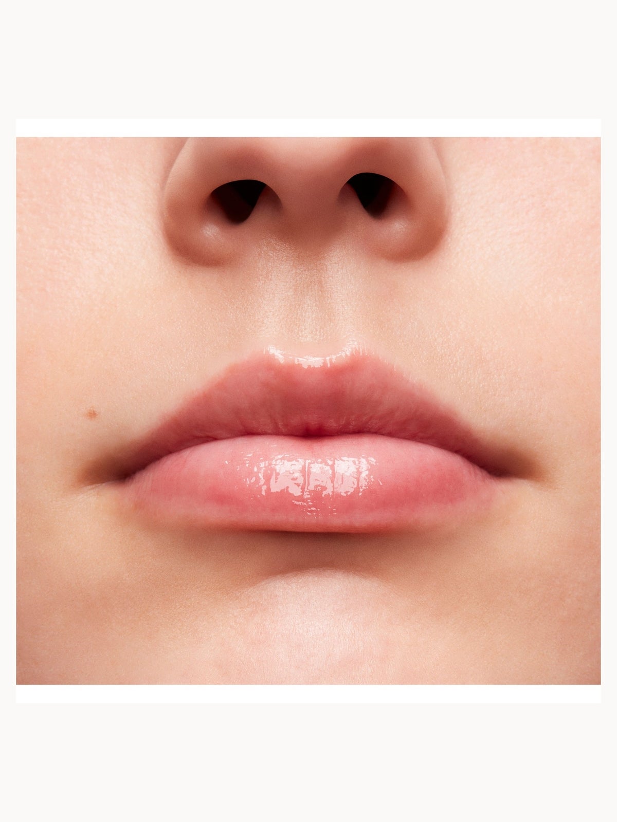 MAC Squirt Plumping Gloss Stick 2.3g (Various Shades) - Clear 4
