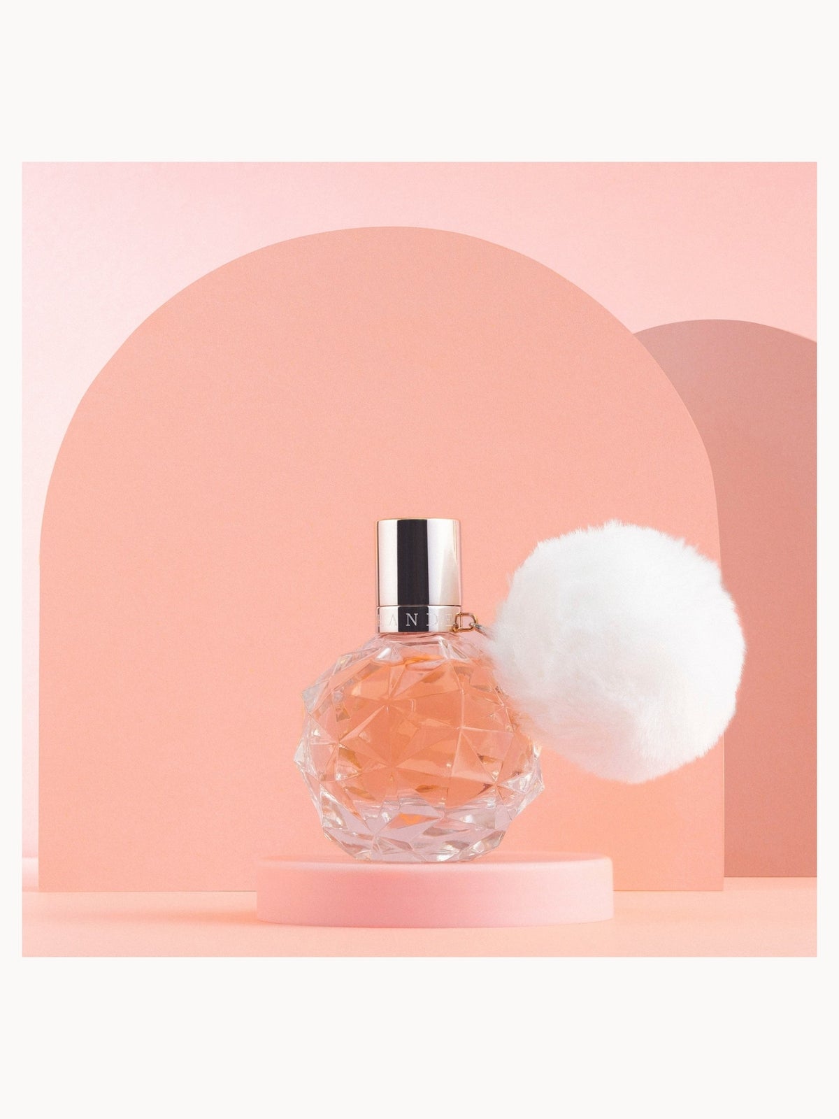 Ariana Grande Ari Eau de Parfum 30ml 4