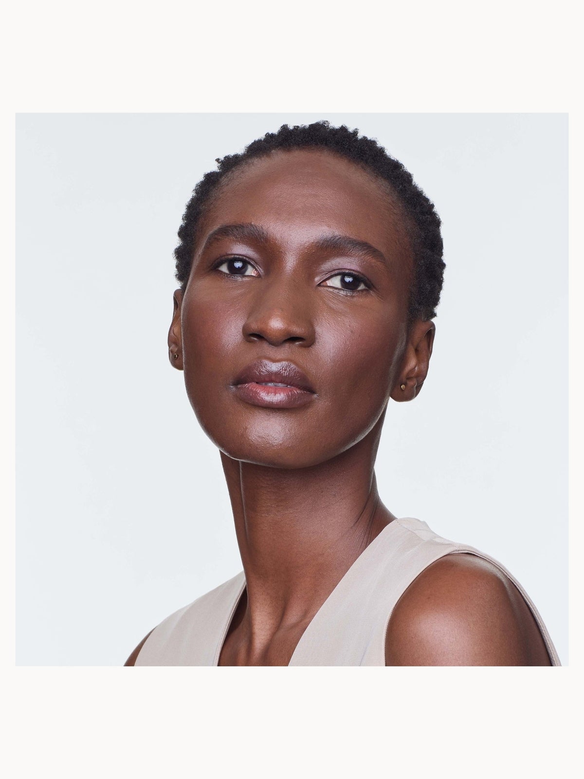 L'Oréal Paris True Match Liquid Foundation with SPF and Hyaluronic Acid 30ml (Various Shades) - 10W Deep Golden 4