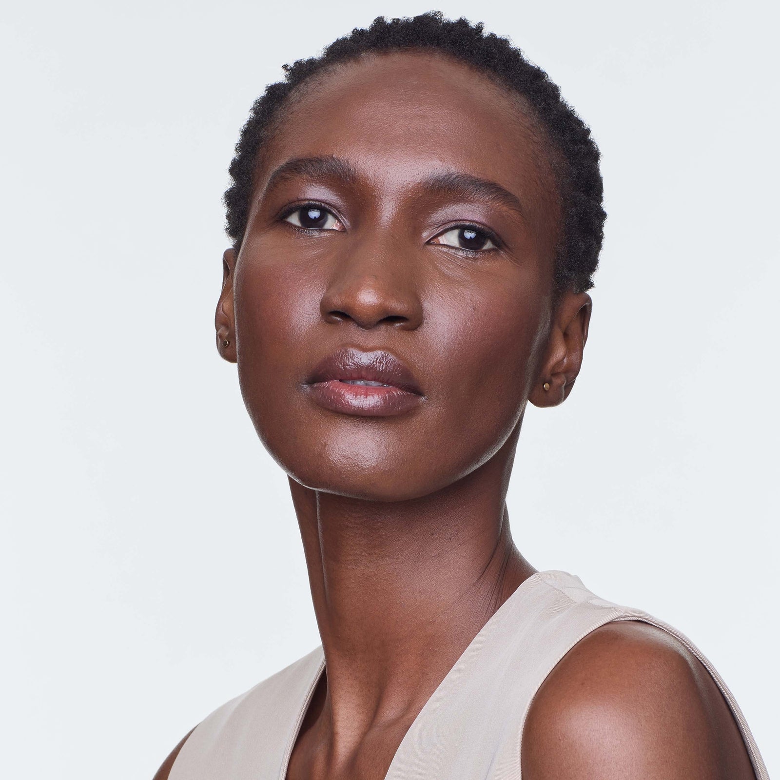 L'Oréal Paris True Match Liquid Foundation with SPF and Hyaluronic Acid 30ml (Various Shades) - 10W Deep Golden 4