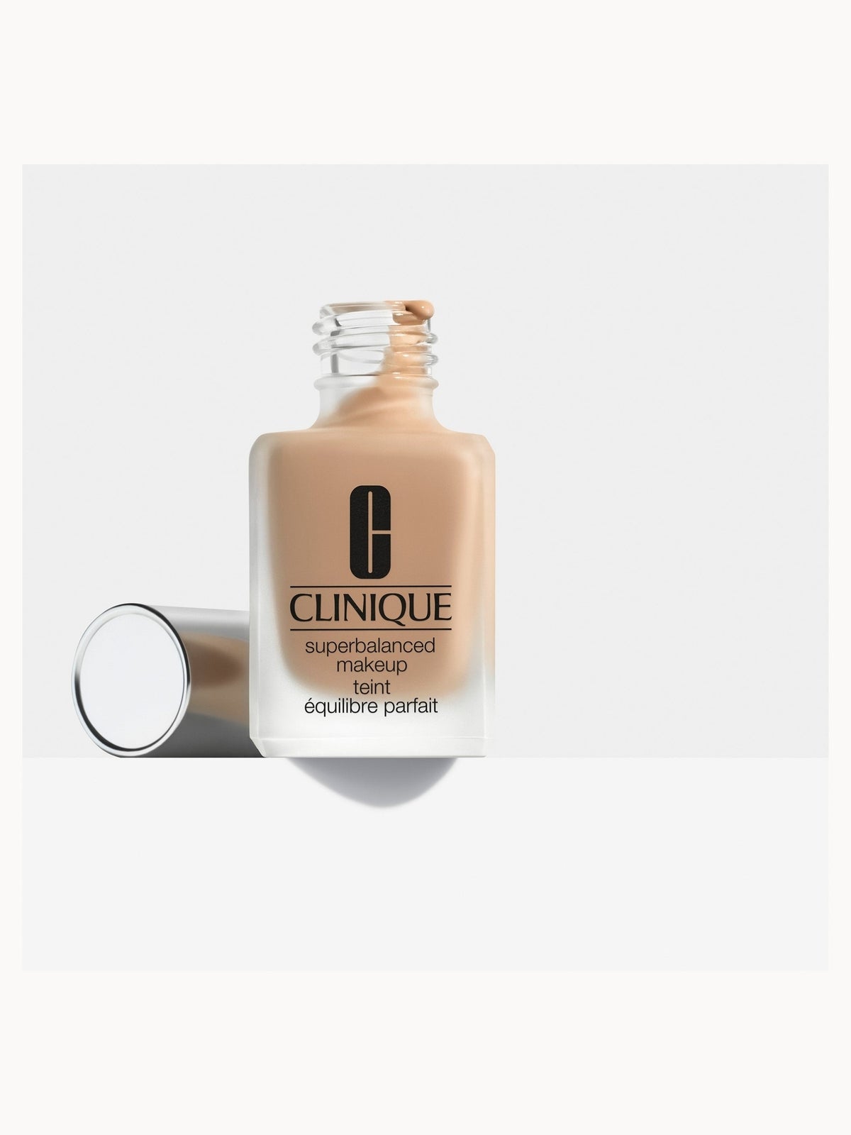 Clinique SUPERBALANCED Makeup 30ml (Various Shades) - CN 43 Nude Beige 3