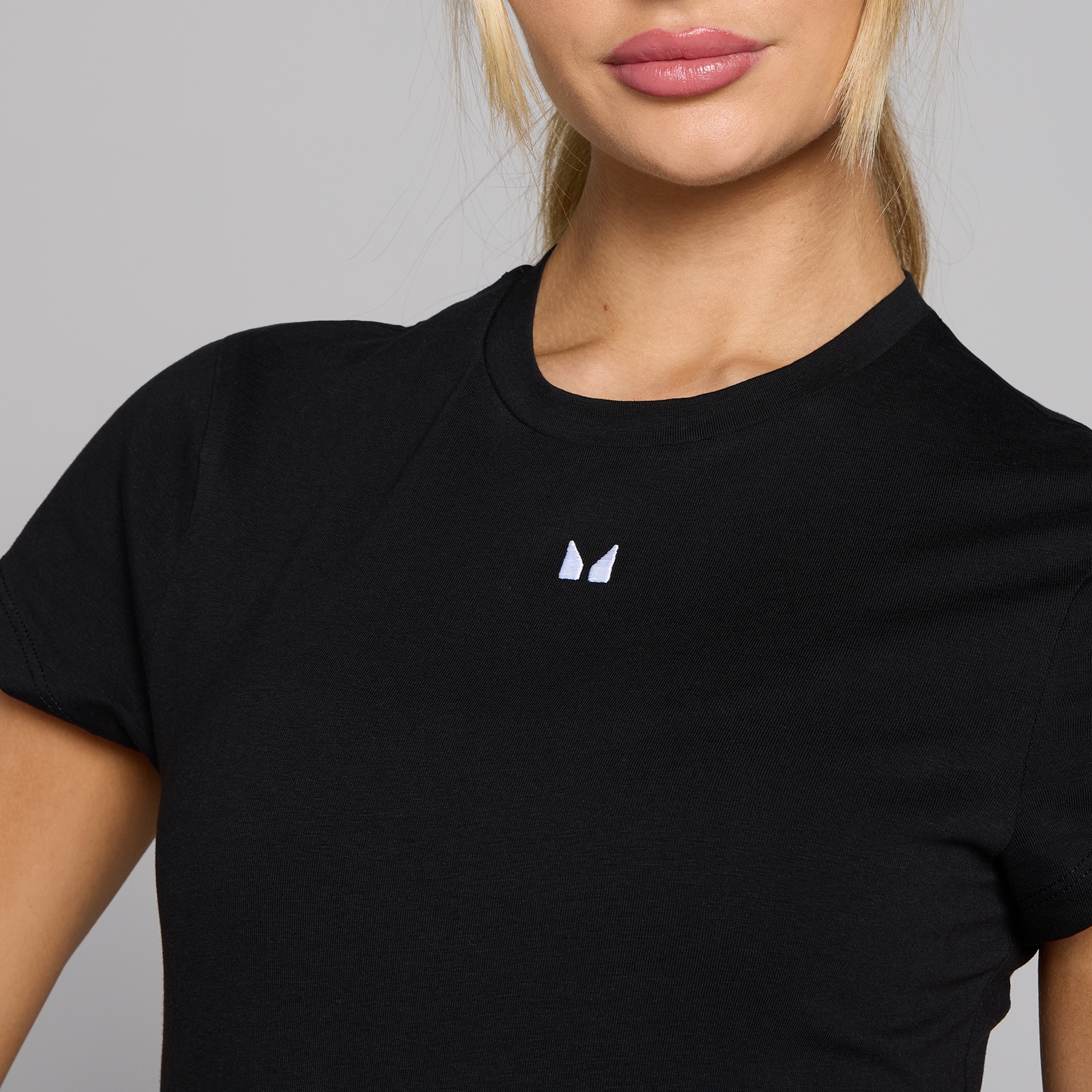Thumbnail - MP Damen Basics Körperbetontes Kurzarm-T-Shirt – Schwarz - XS