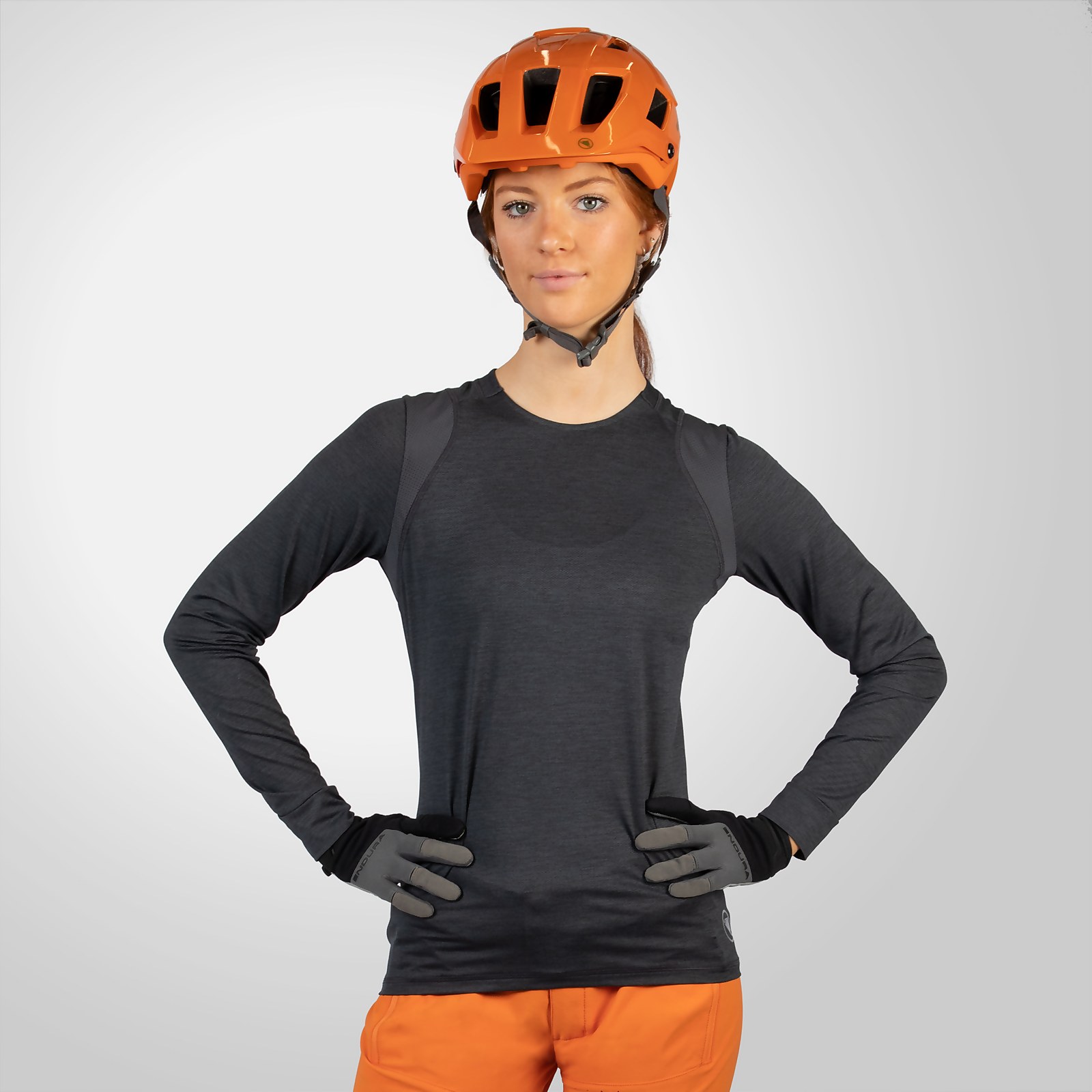 Endura Women's SingleTrack L/S Jersey - Matt Grey | Extra 10% off first order.