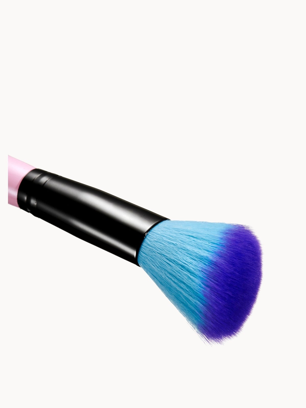 Spectrum Millennial Pink A05 Angled Cheek Brush 3