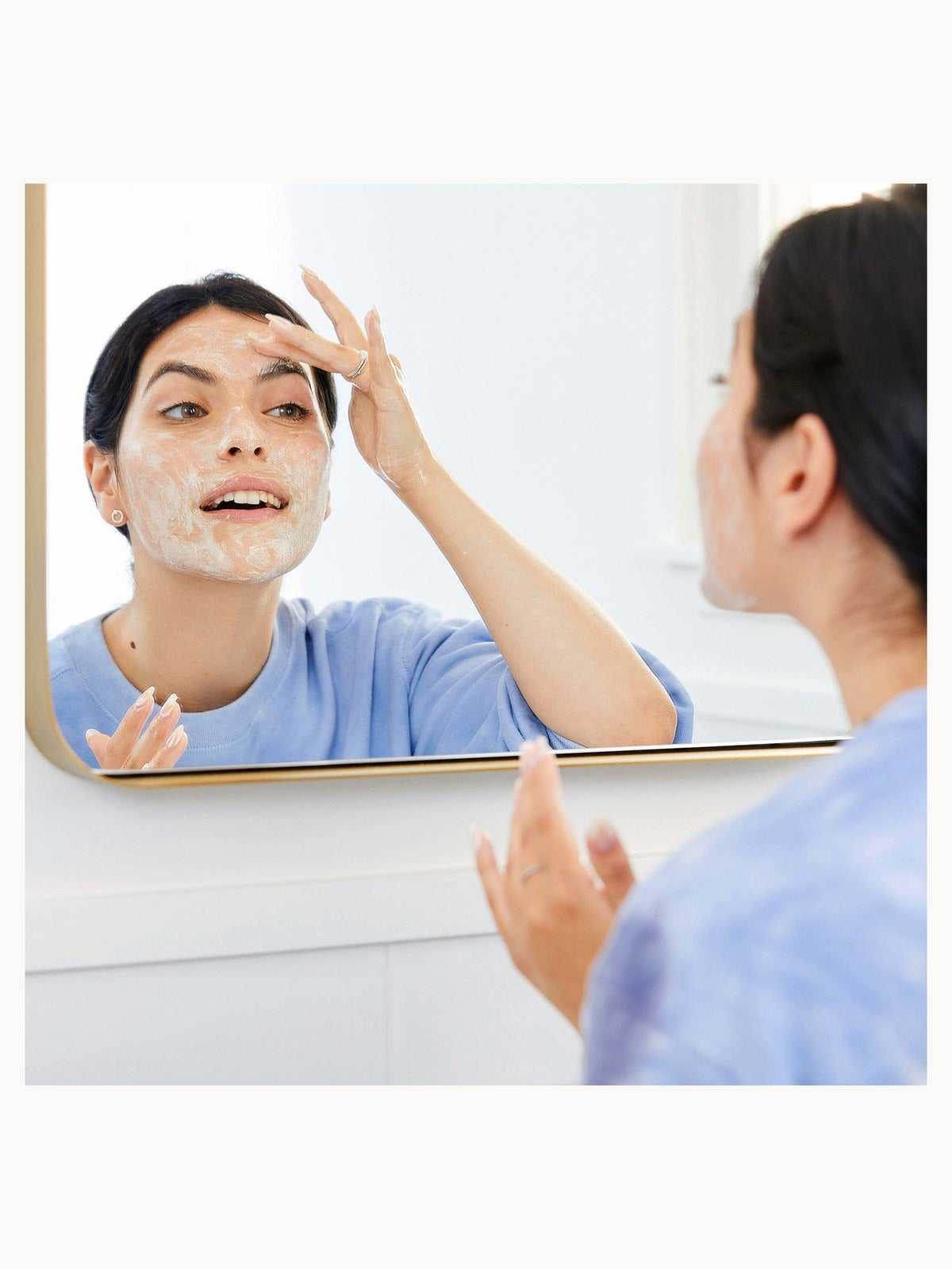 First Aid Beauty Sensitive Skin Starter Kit 4
