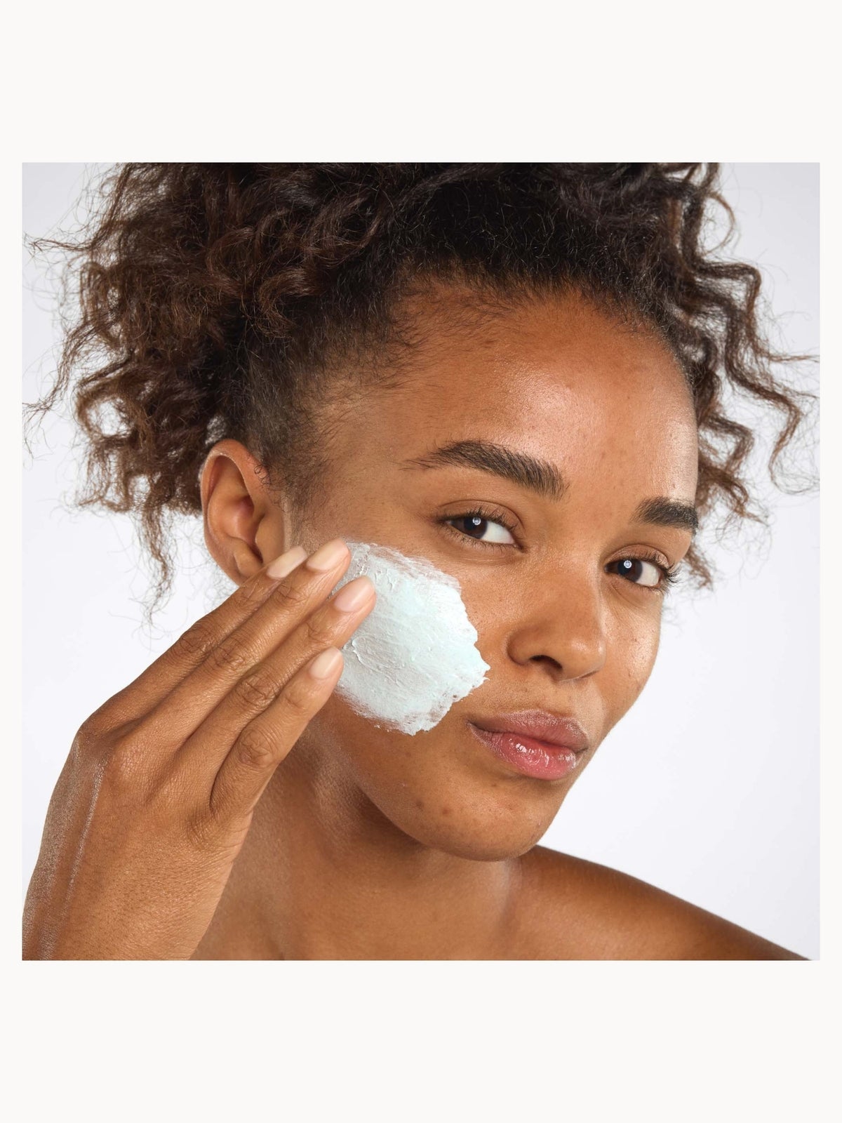 AMELIORATE Clarifying Face and Body Mask 100ml 4